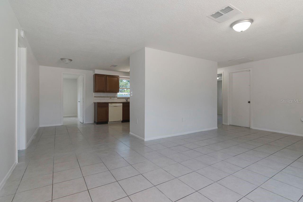 7908 RUSTY OAK DR