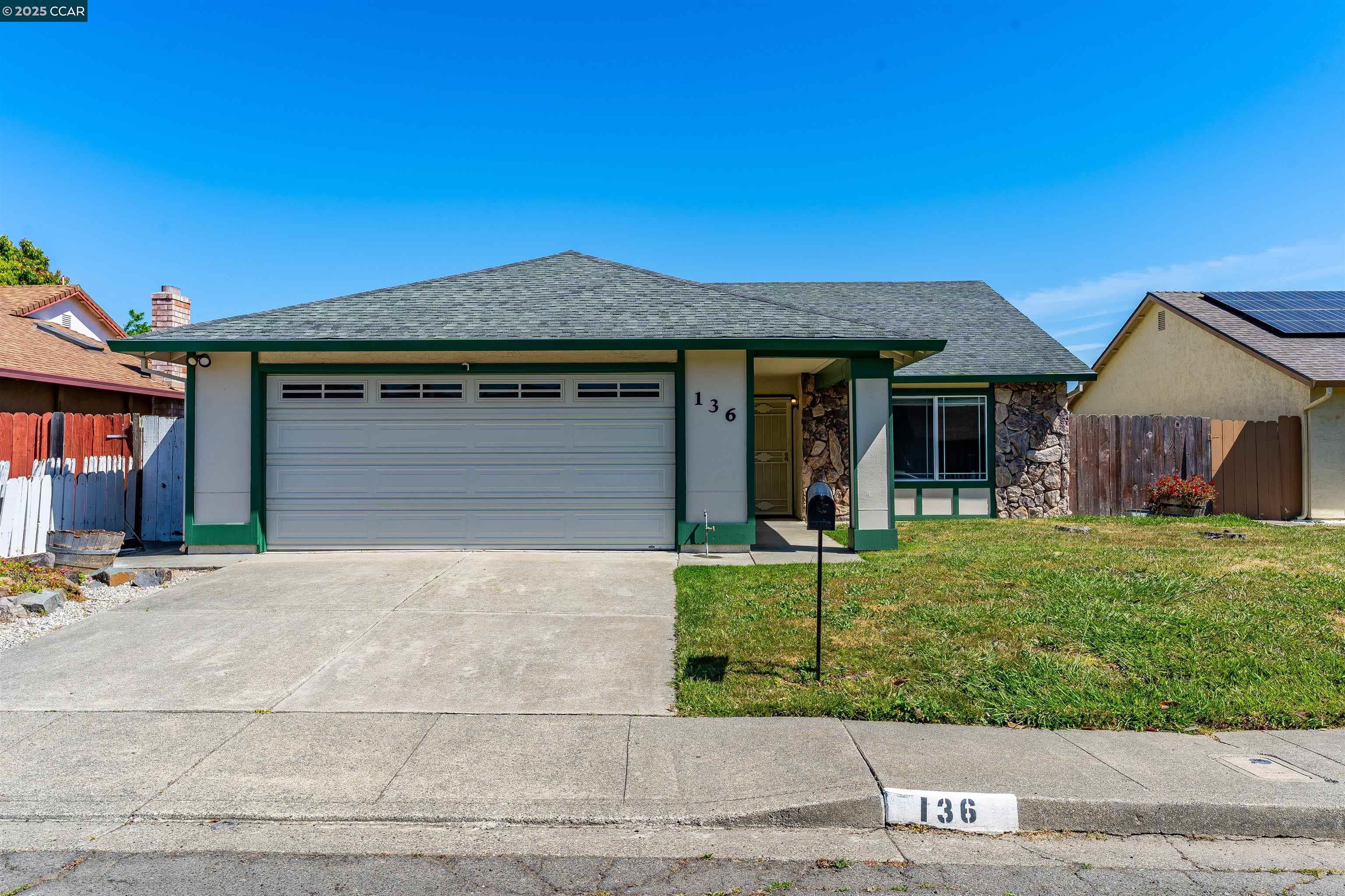 136 Carnation Cir