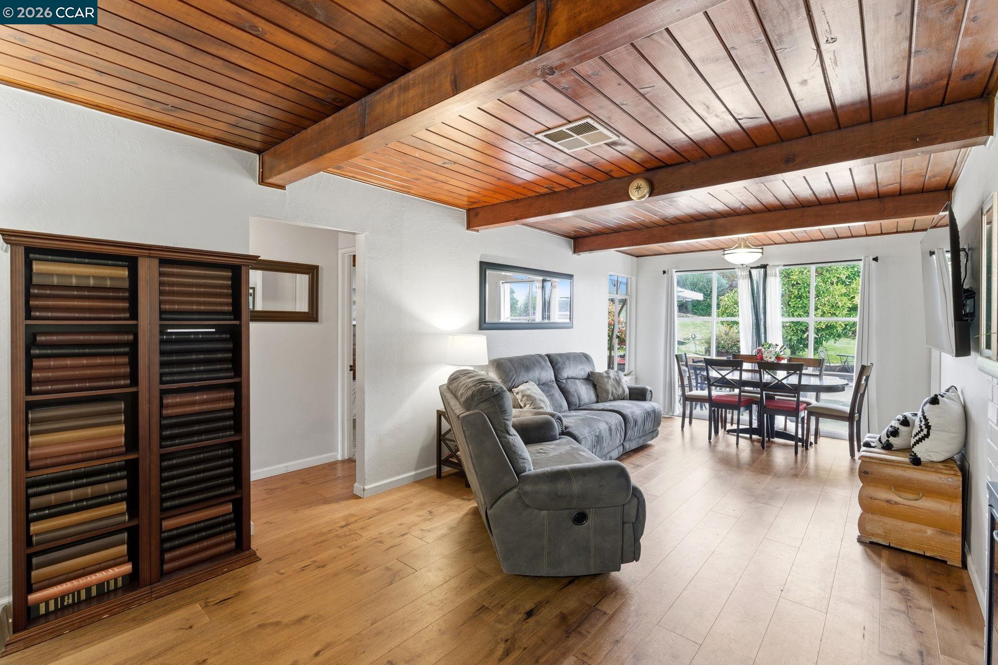 9 Morello Heights Dr