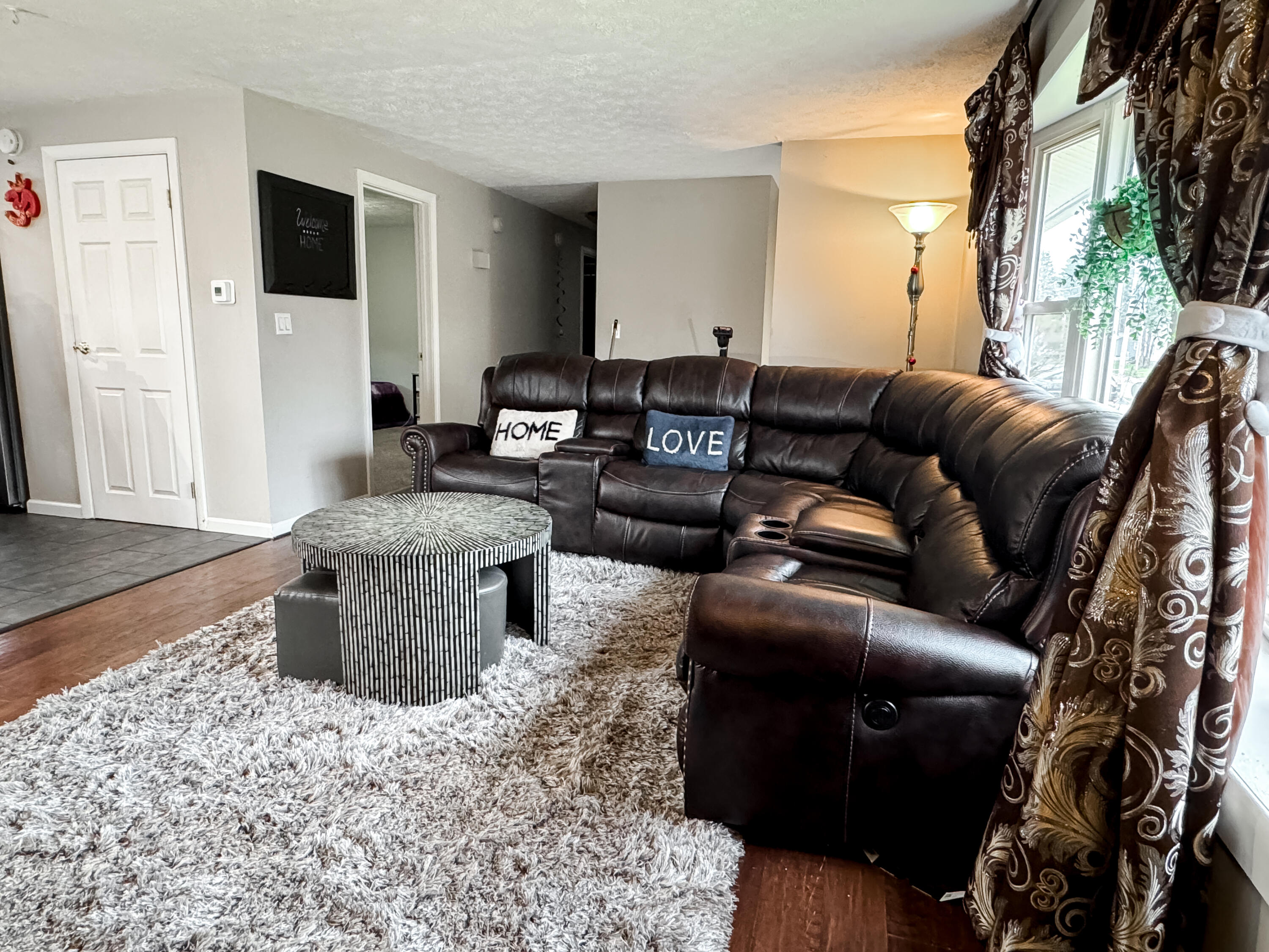 17 Settlers Road