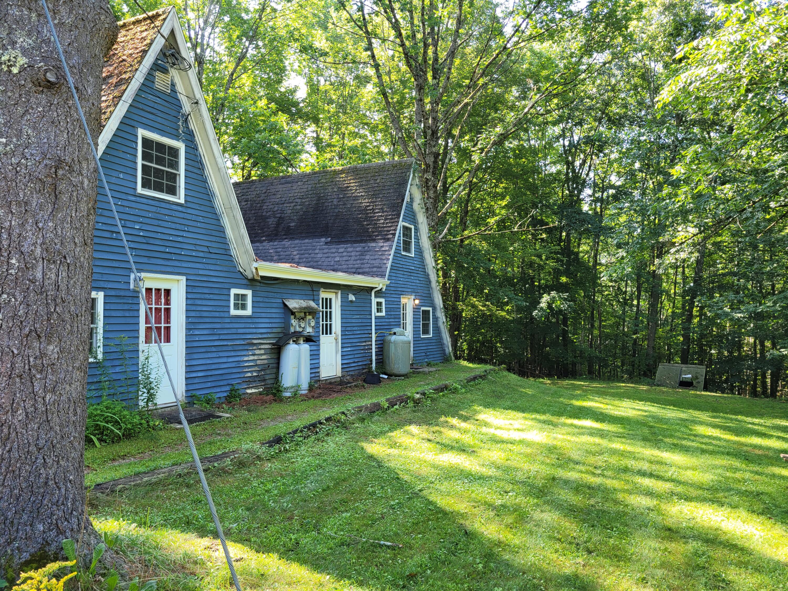 8 Old Town Farm Road