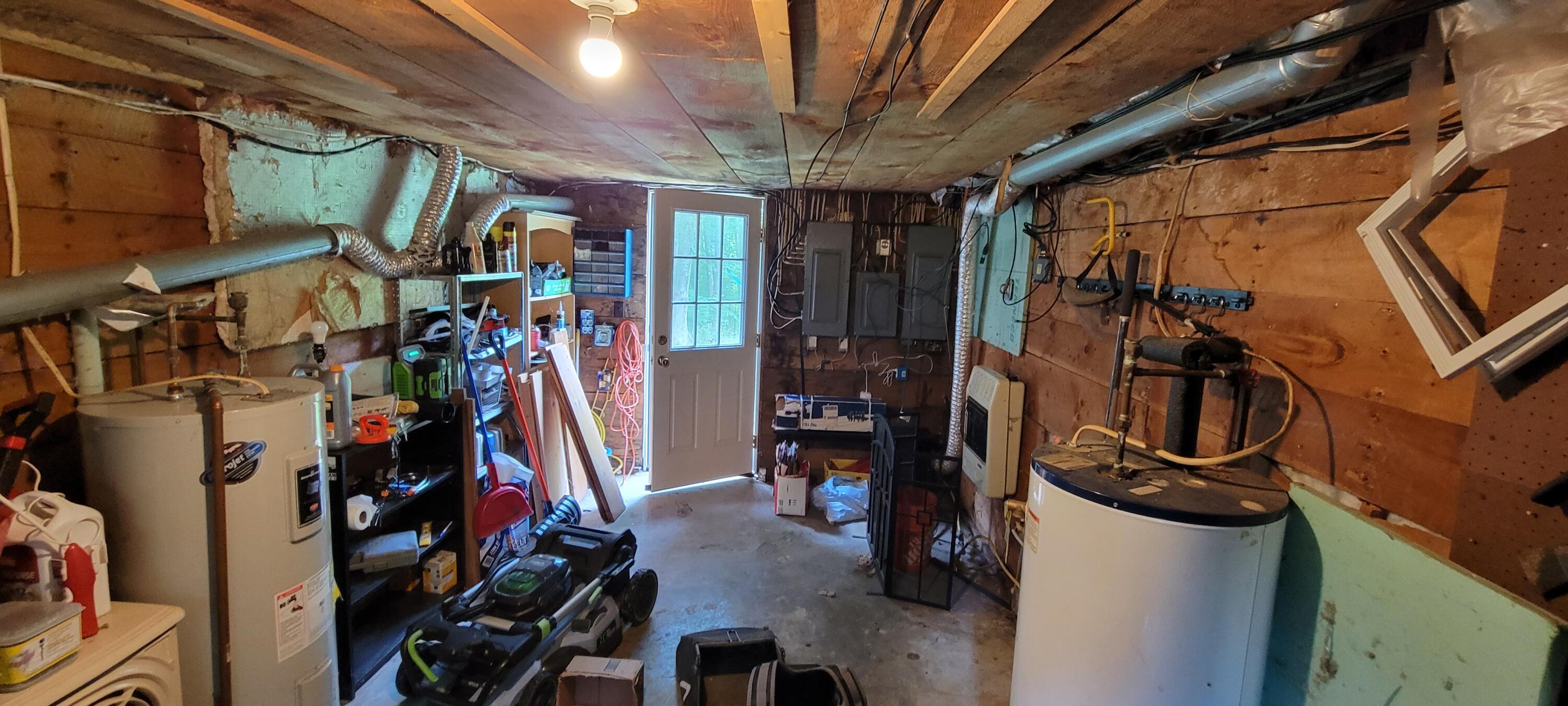 8 Old Town Farm Road