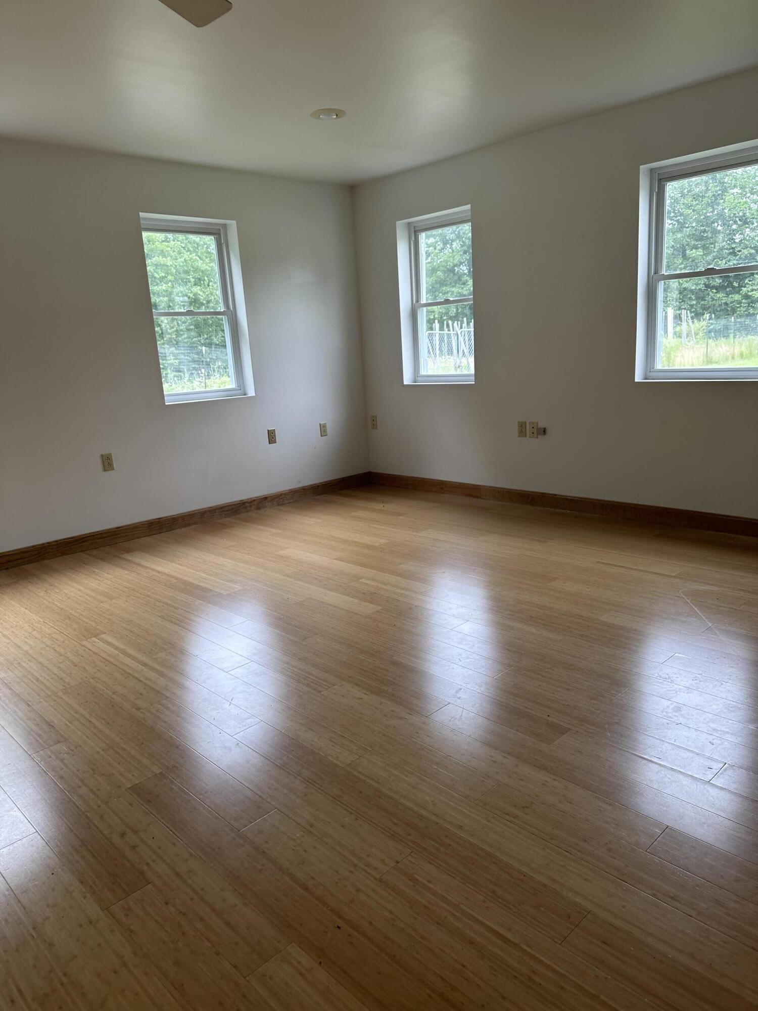 402/404 Moosehead Trail Highway