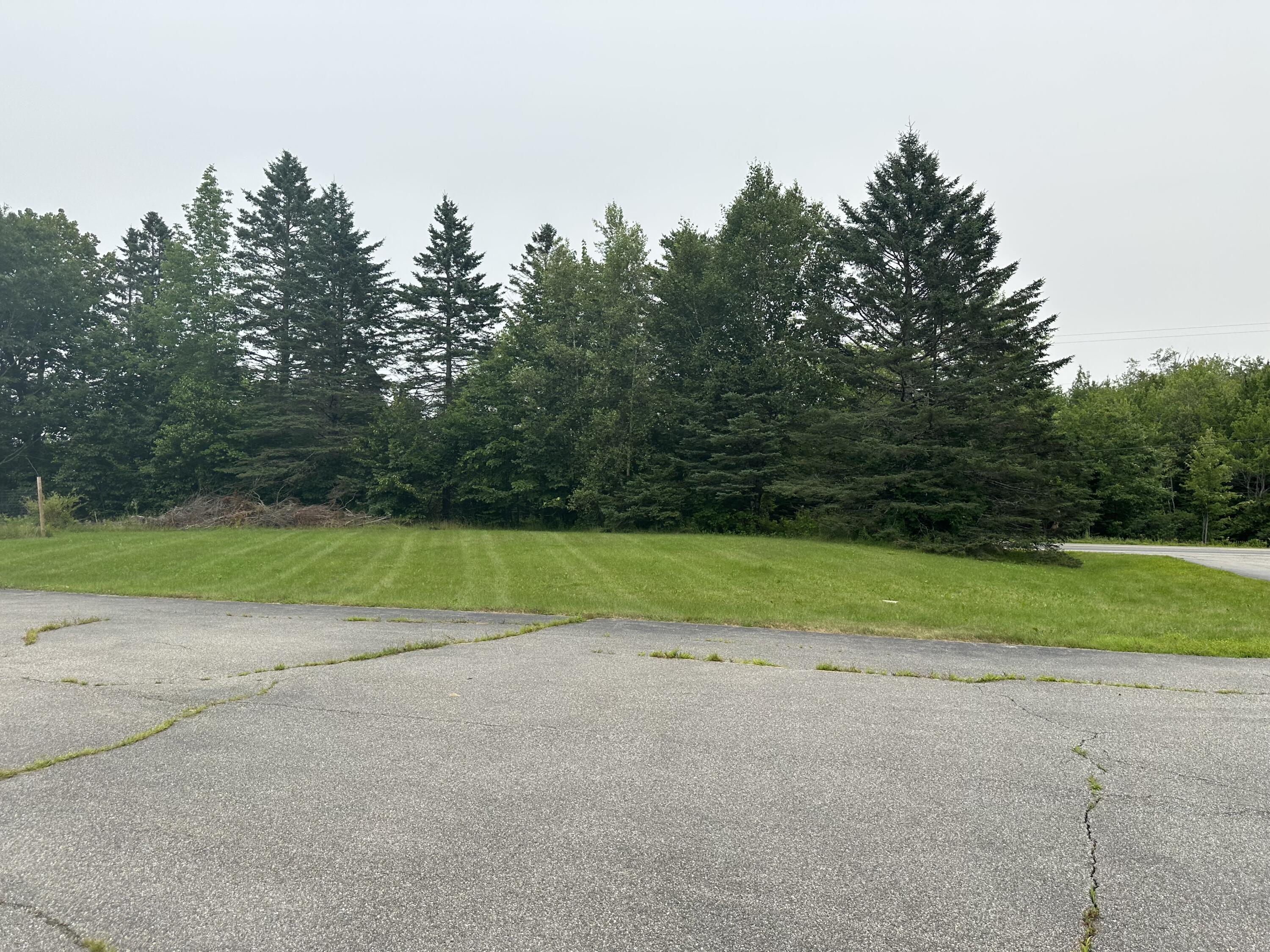 402/404 Moosehead Trail Highway