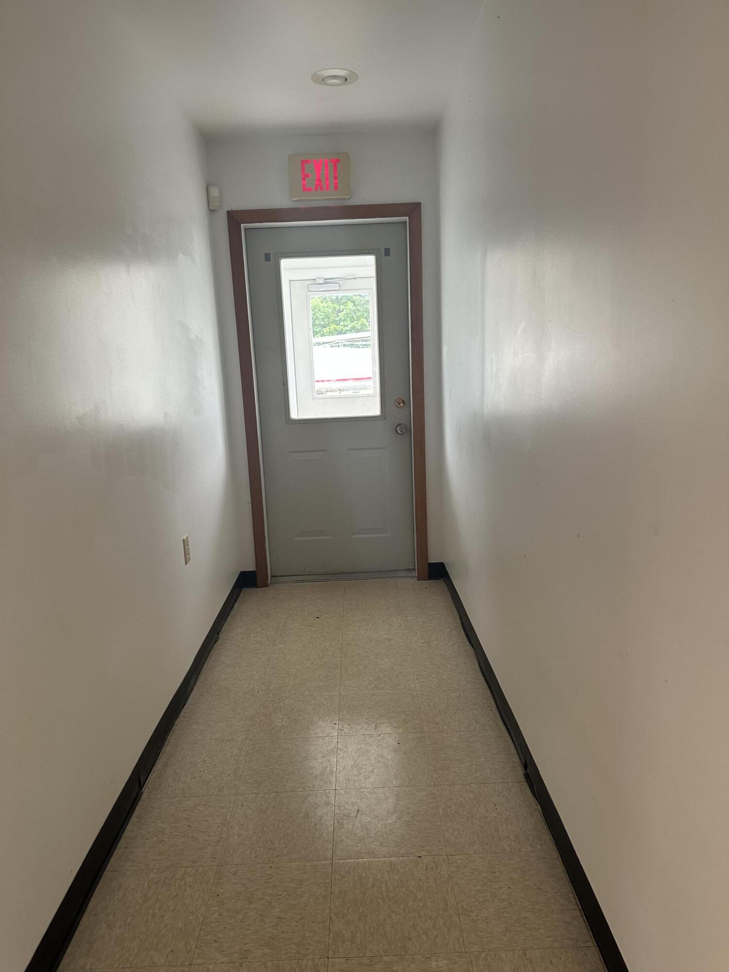 402/404 Moosehead Trail Highway