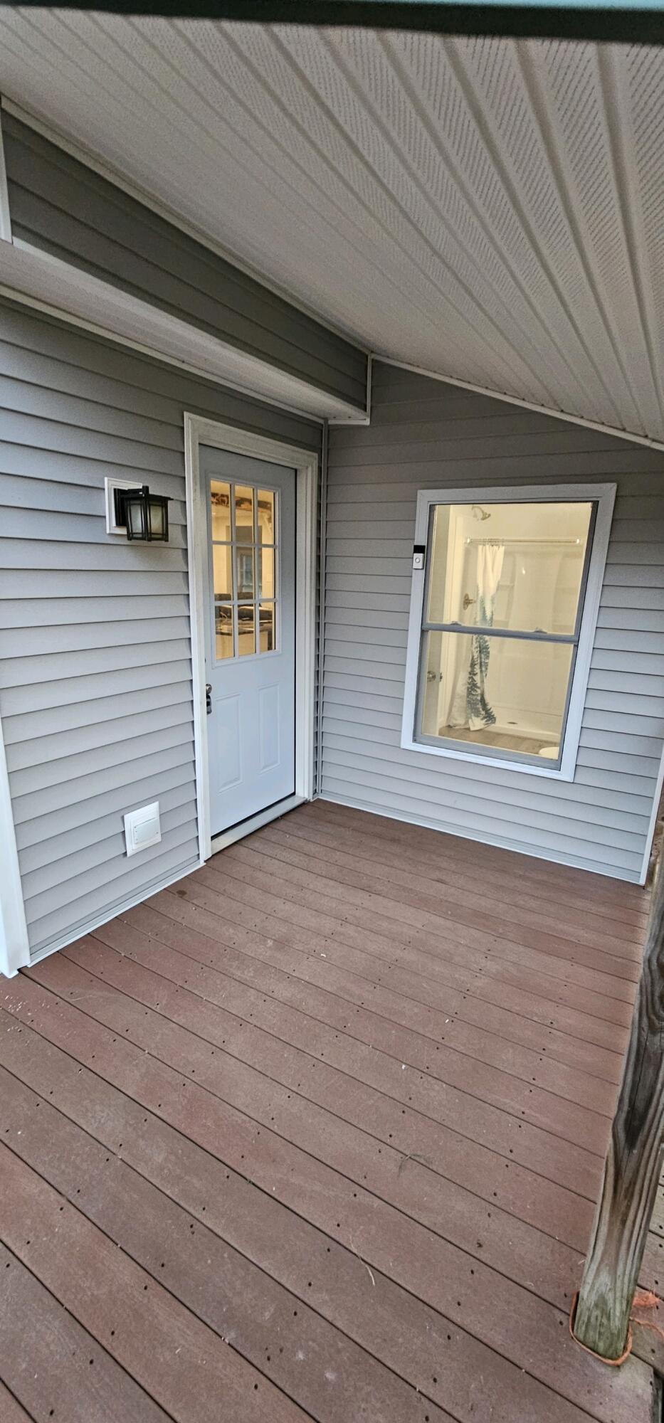 2588 Bennoch Road