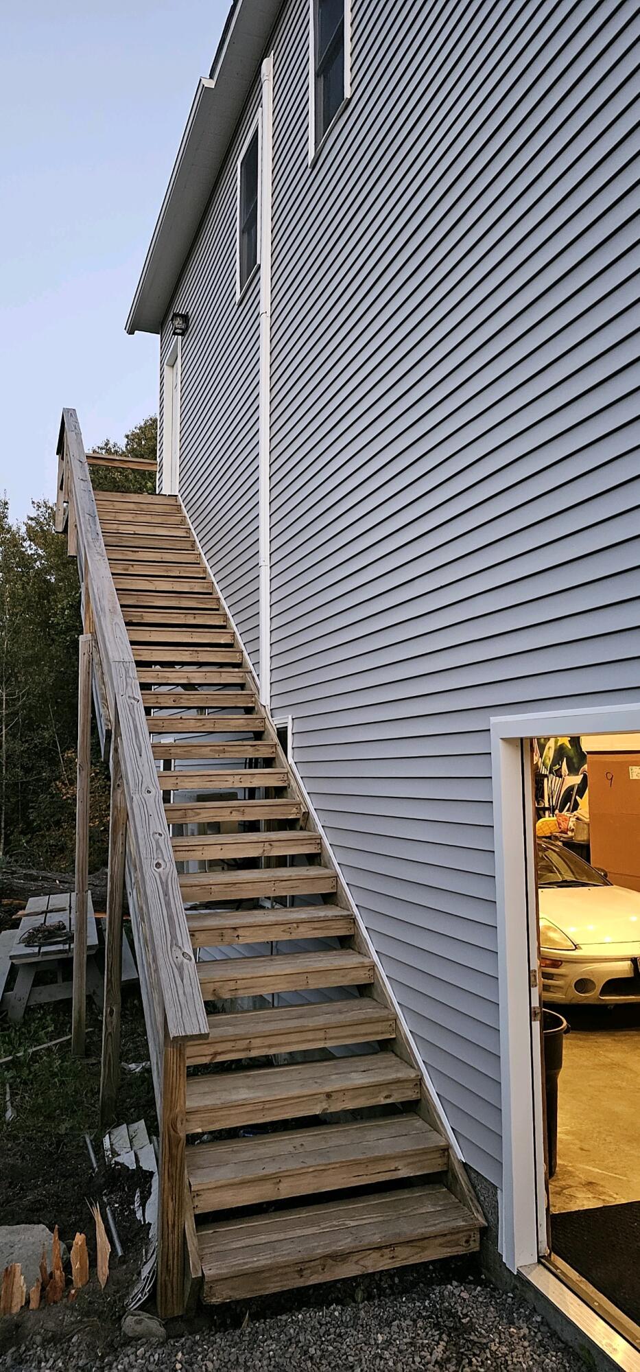 2588 Bennoch Road
