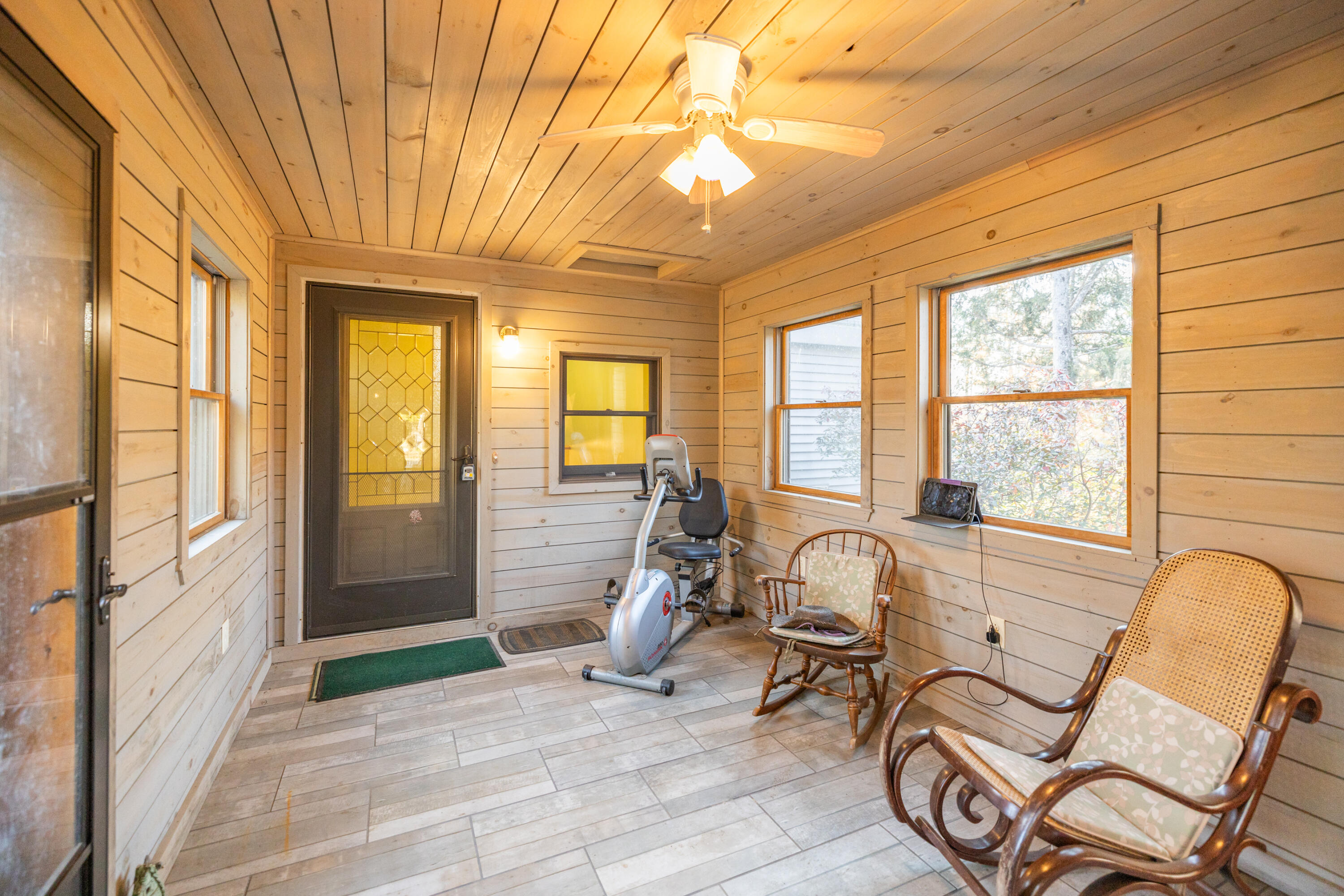 417 Quaker Ridge Road