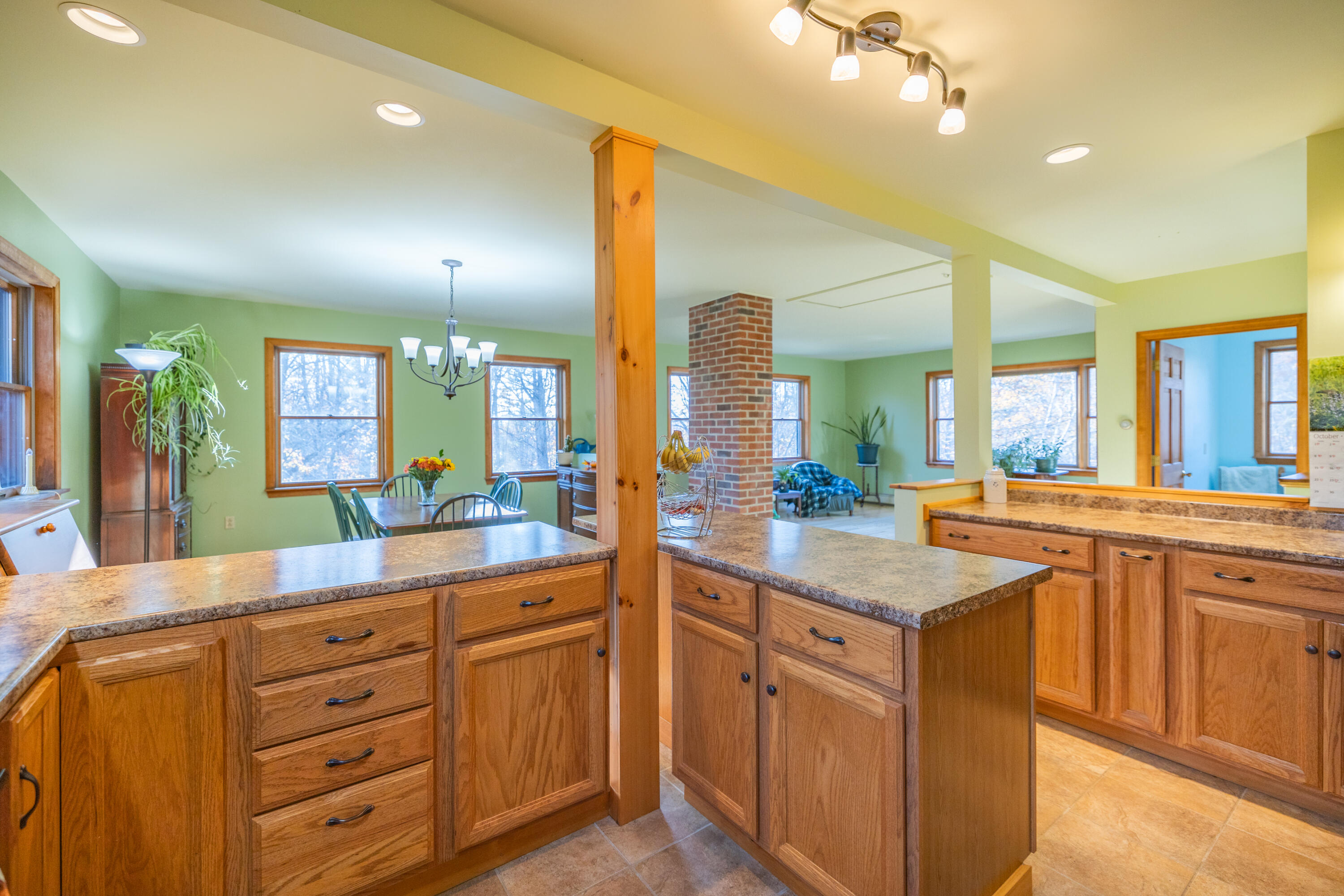 417 Quaker Ridge Road