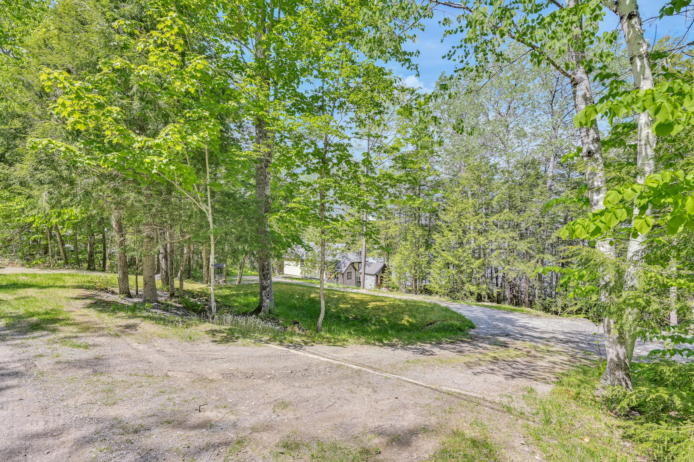126 Bunker Lane