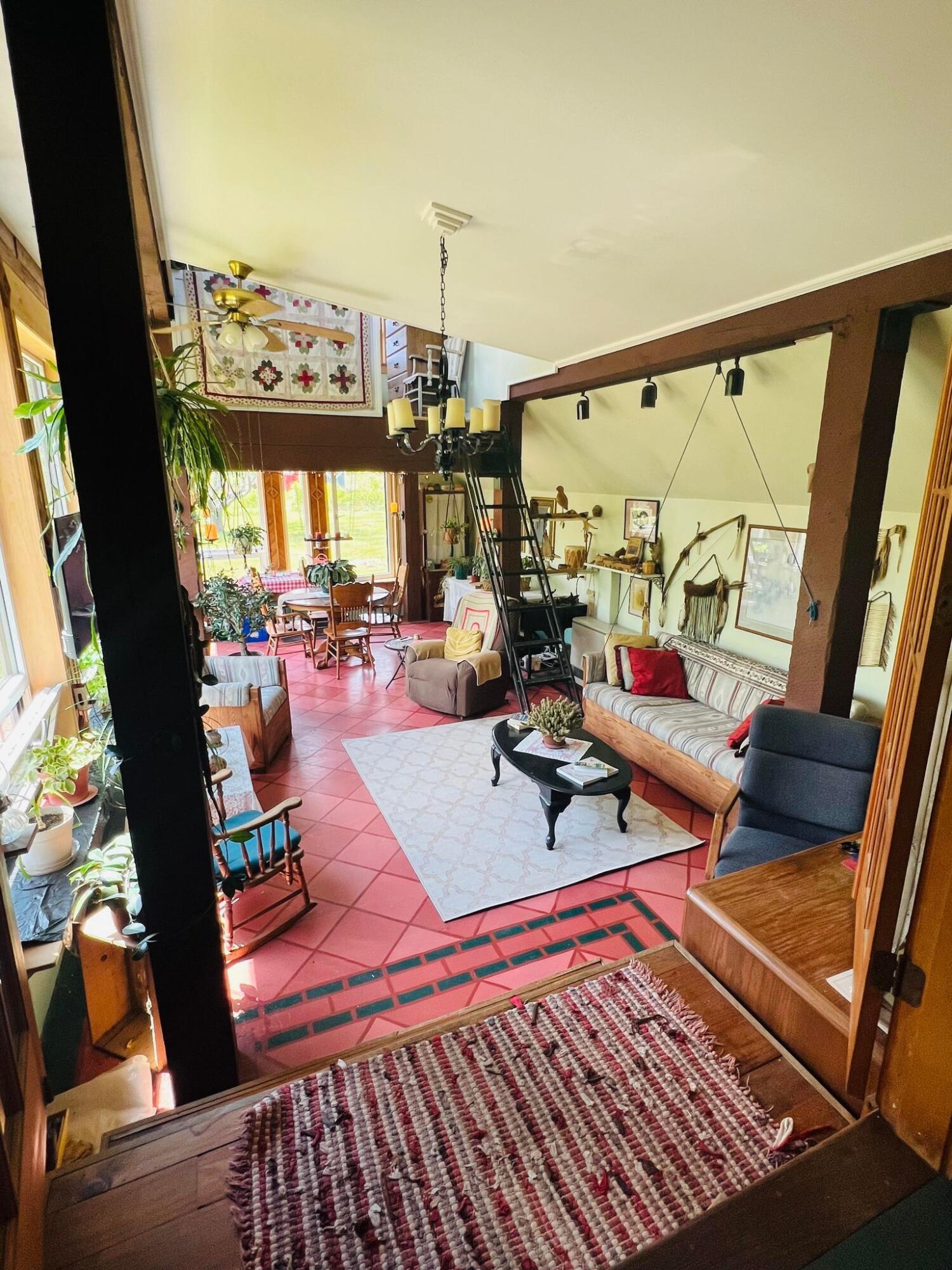 47 Sherrard Lane