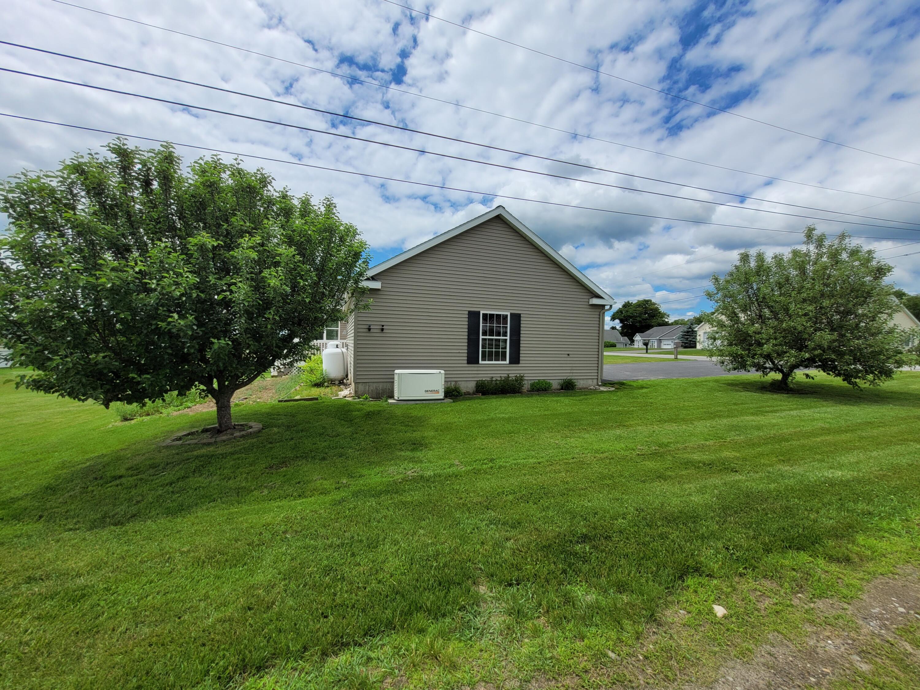 4 Fieldstone Drive
