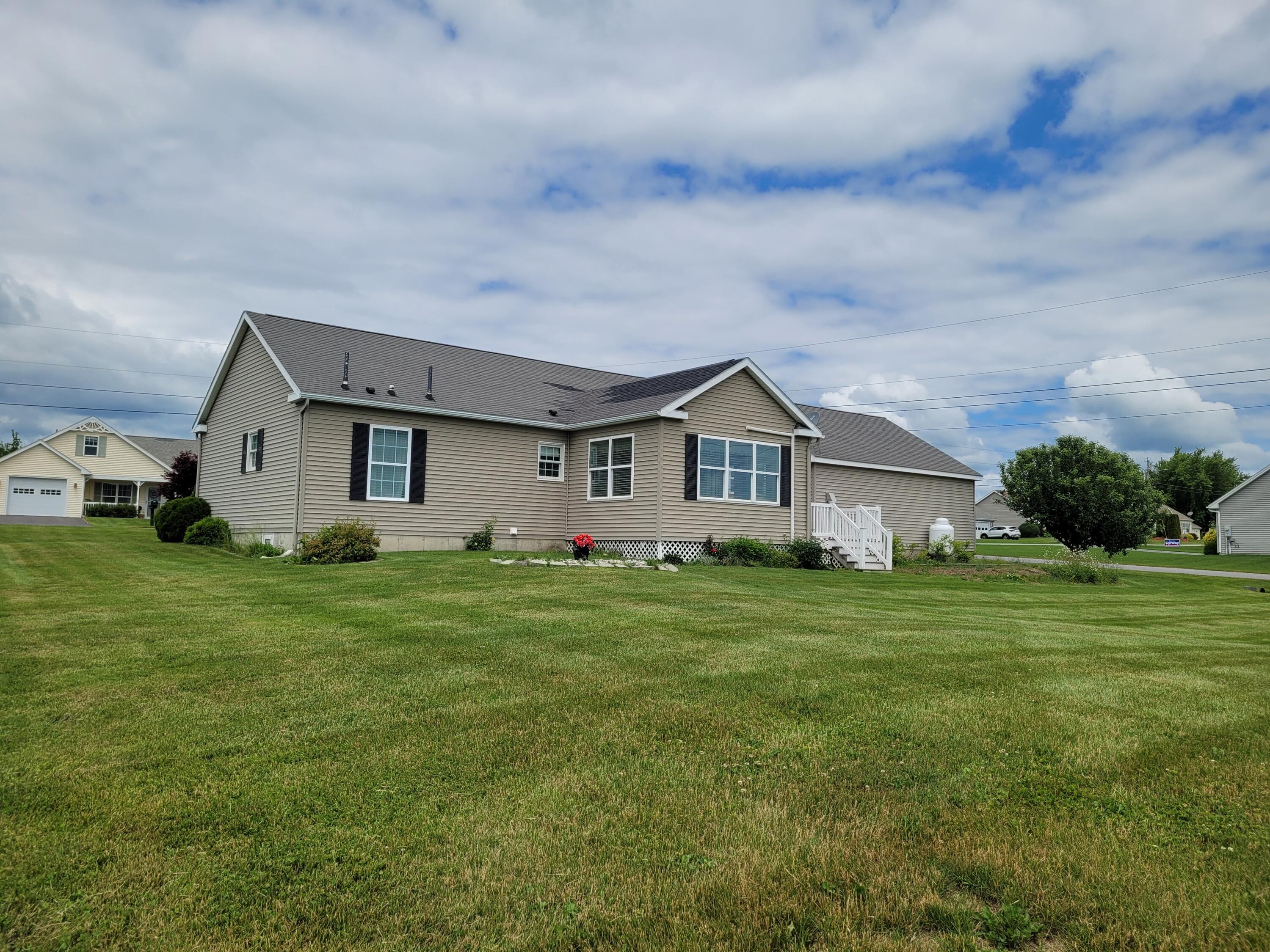 4 Fieldstone Drive