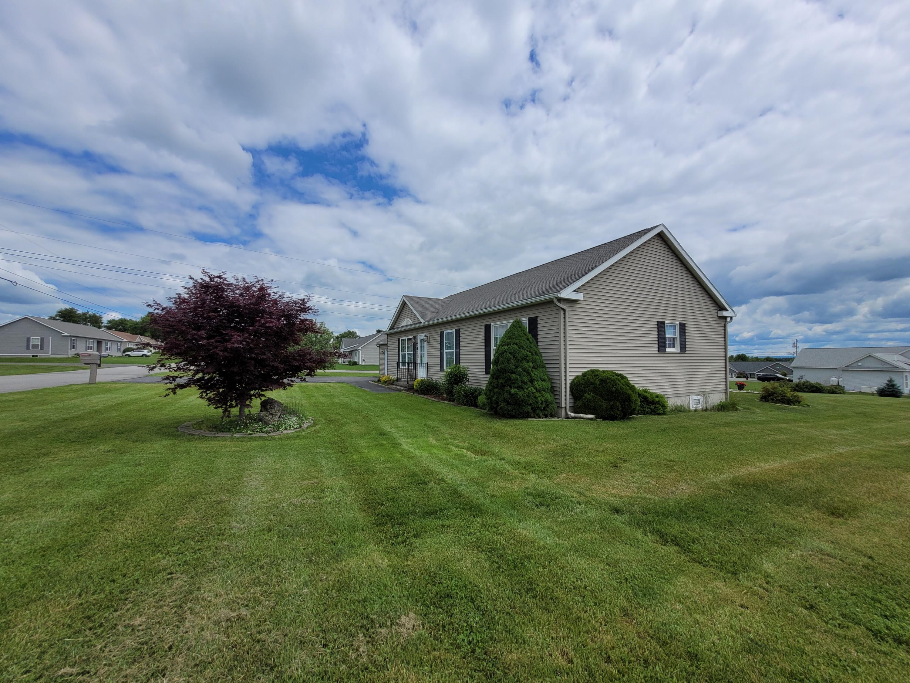 4 Fieldstone Drive