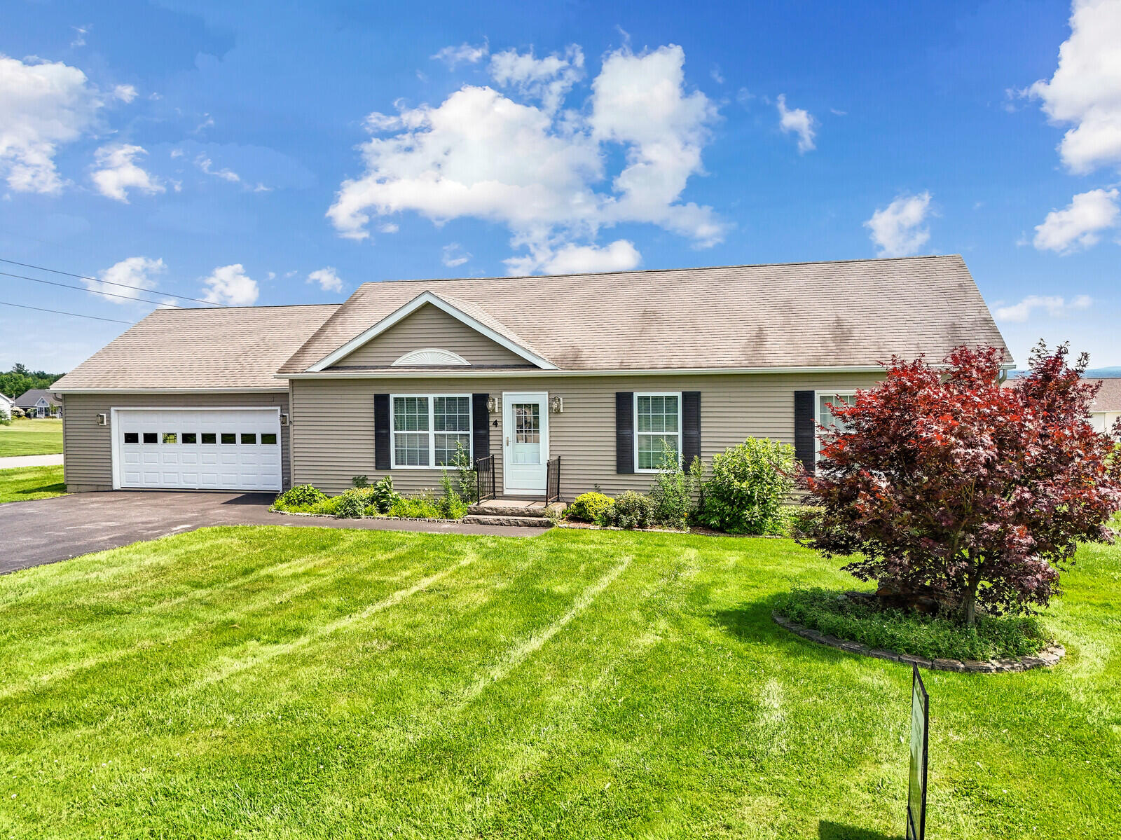 4 Fieldstone Drive