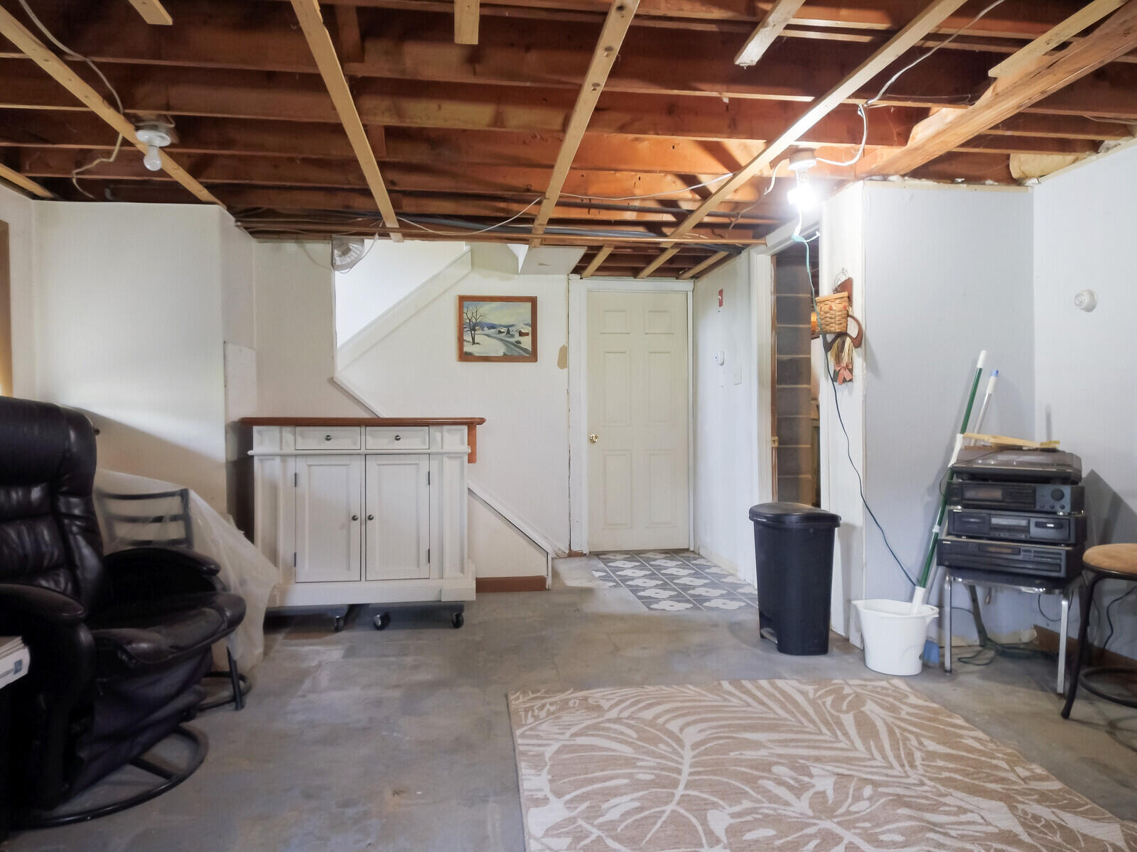 8 New England Road
