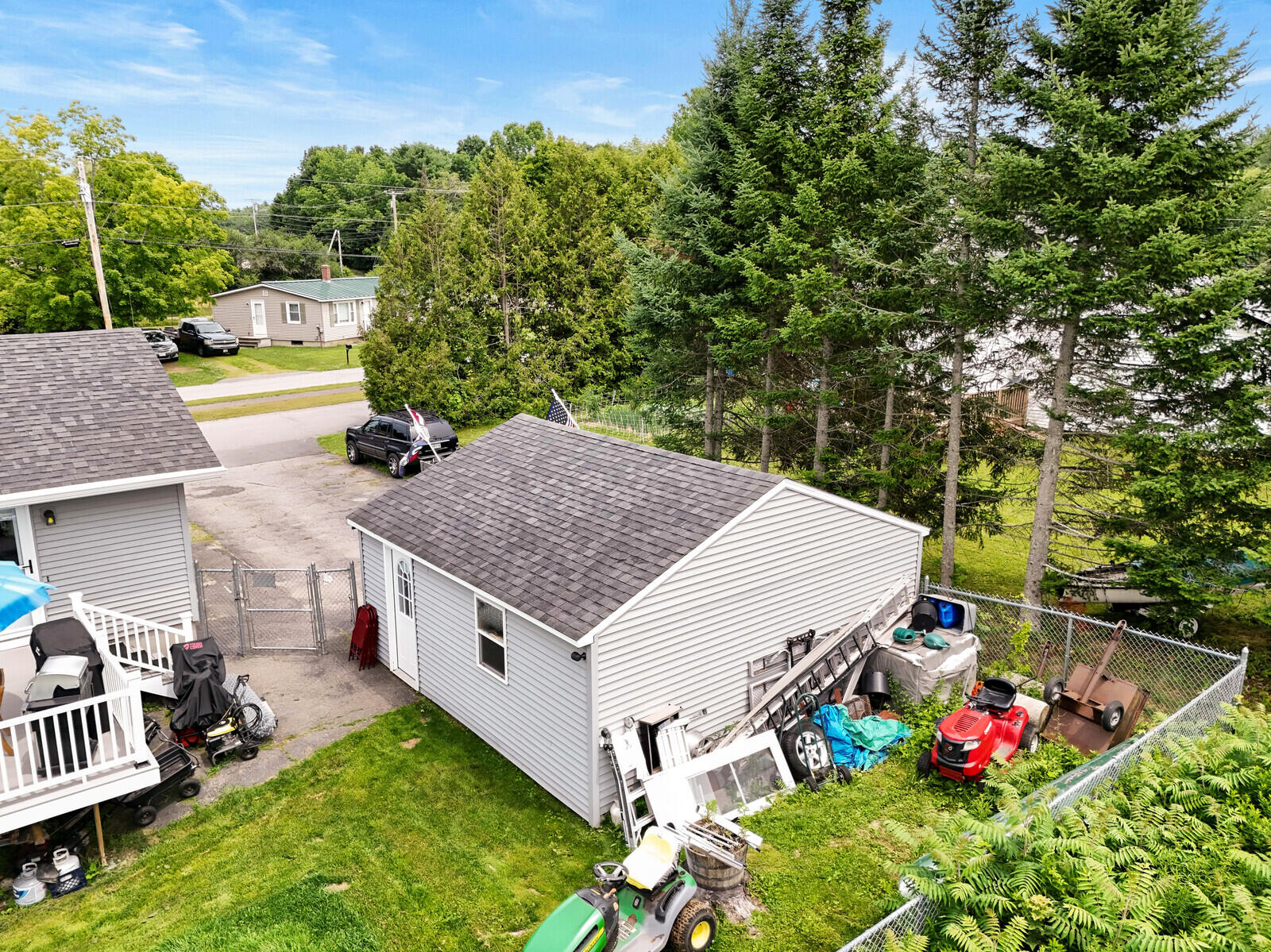 8 New England Road