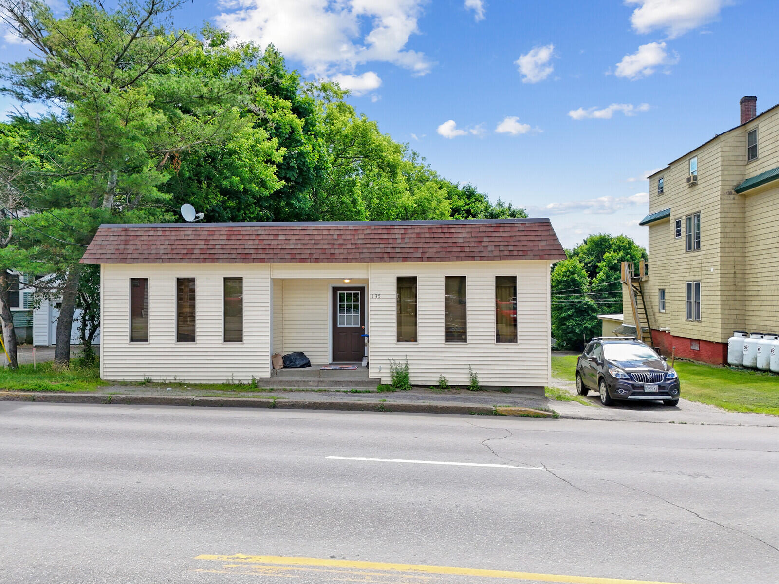 135 College Avenue