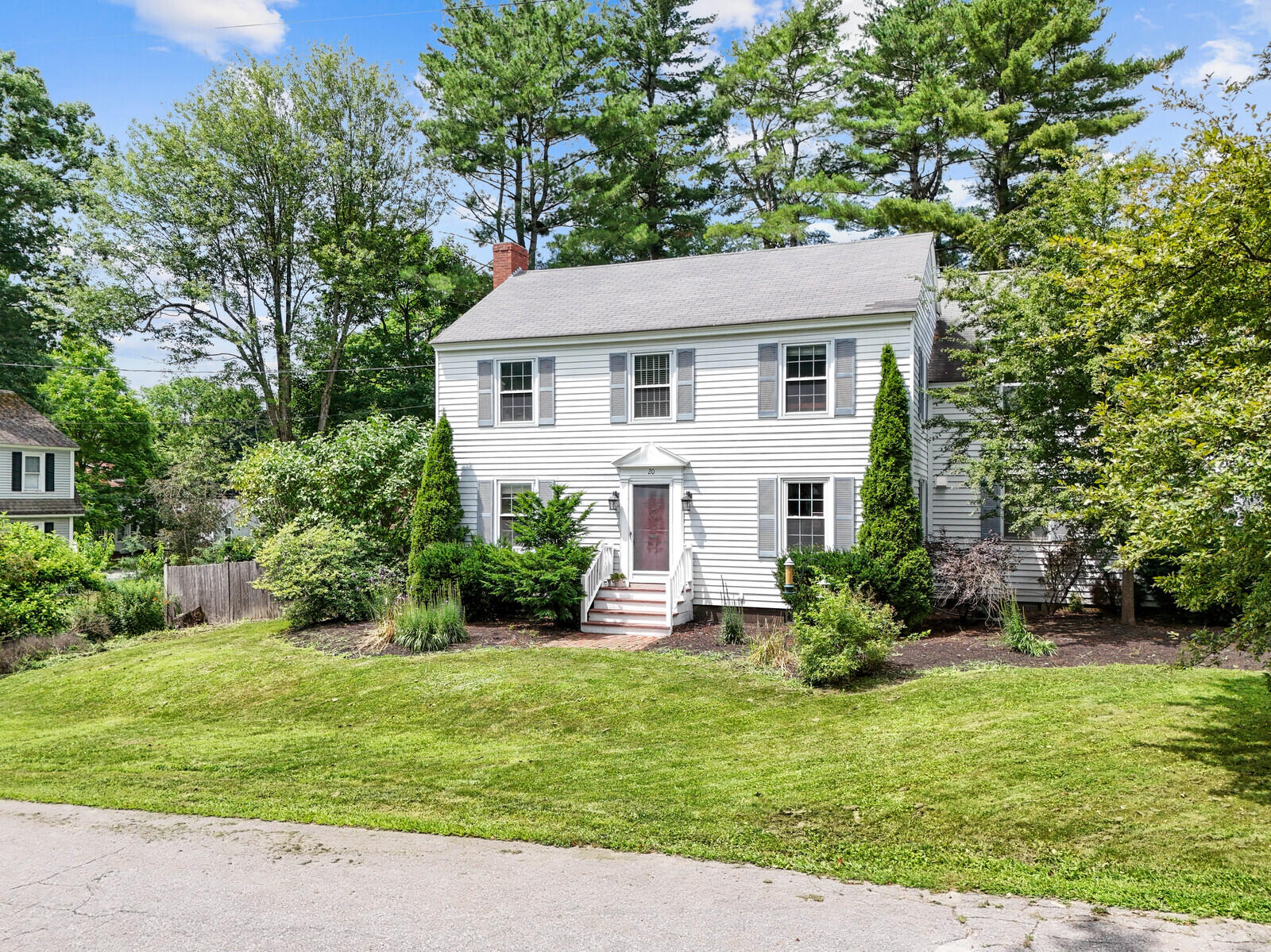 20 Hillcrest Street