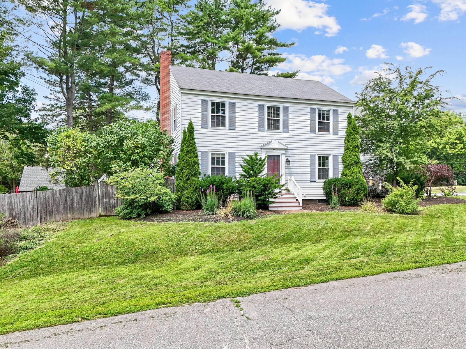 20 Hillcrest Street