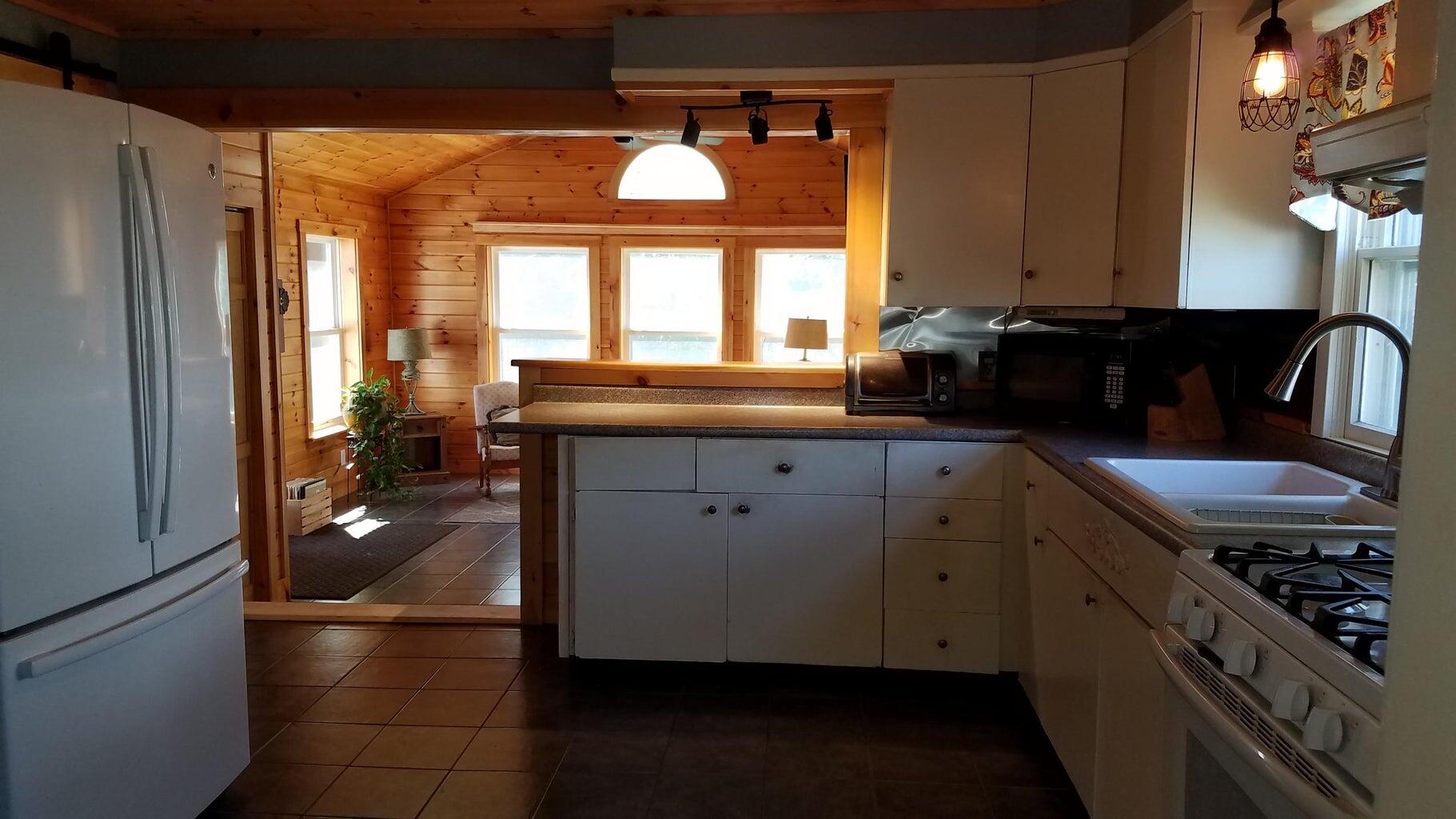 4 Violette Avenue