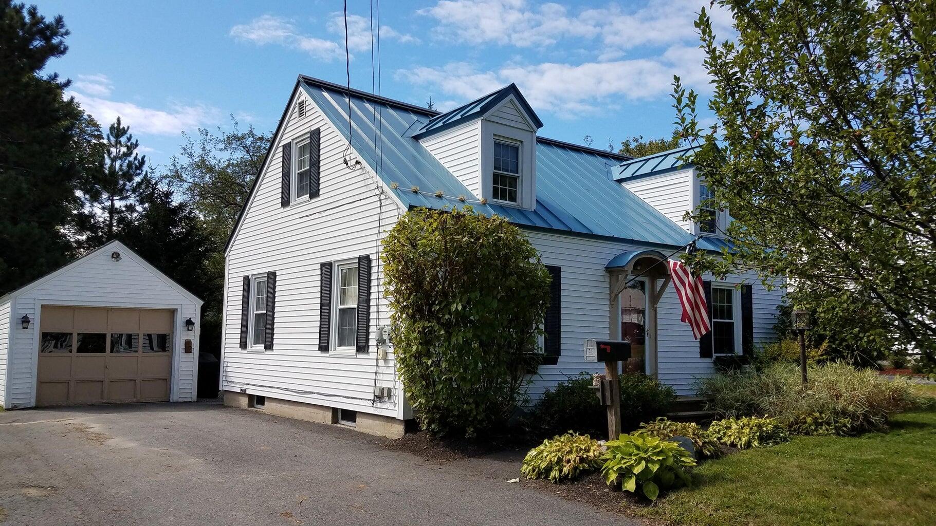 4 Violette Avenue