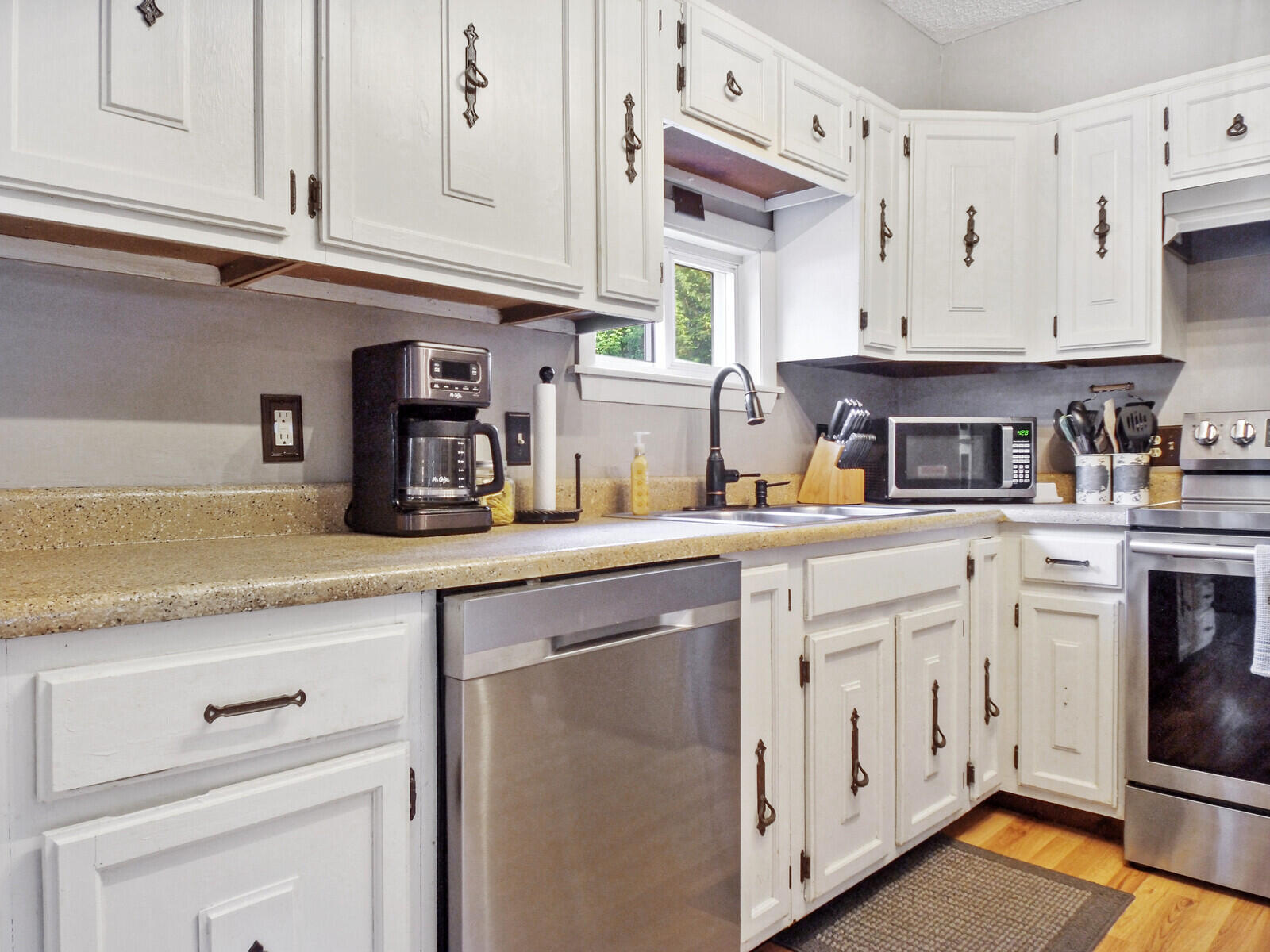 154 Bassett Road