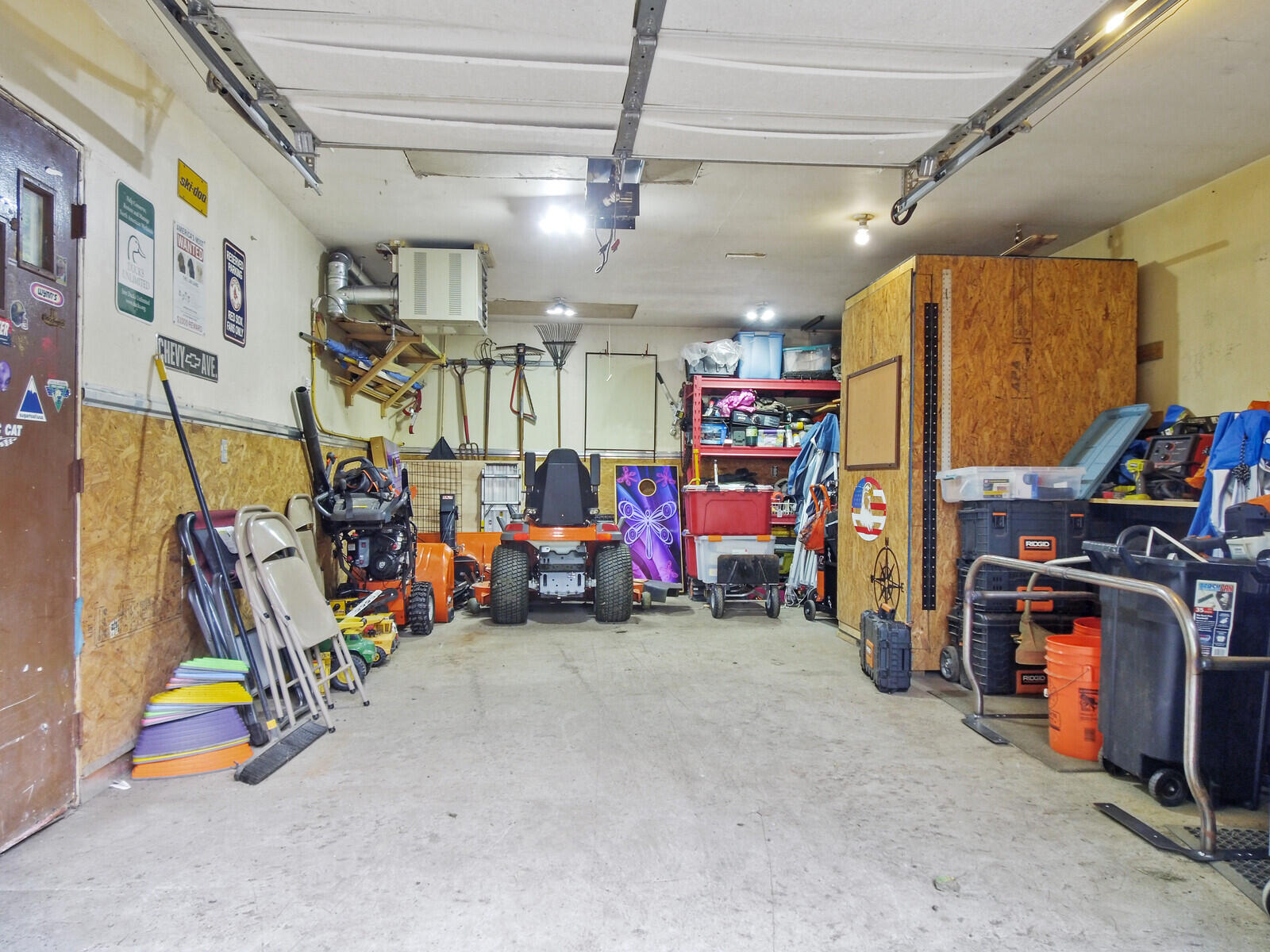 93 Davis Road