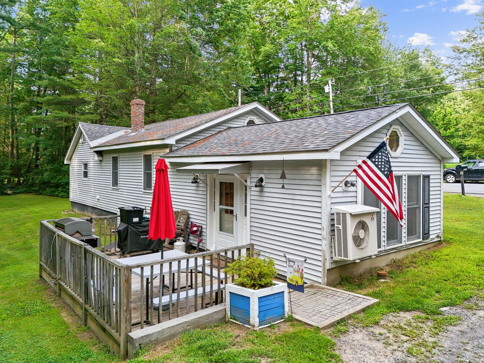 93 Davis Road