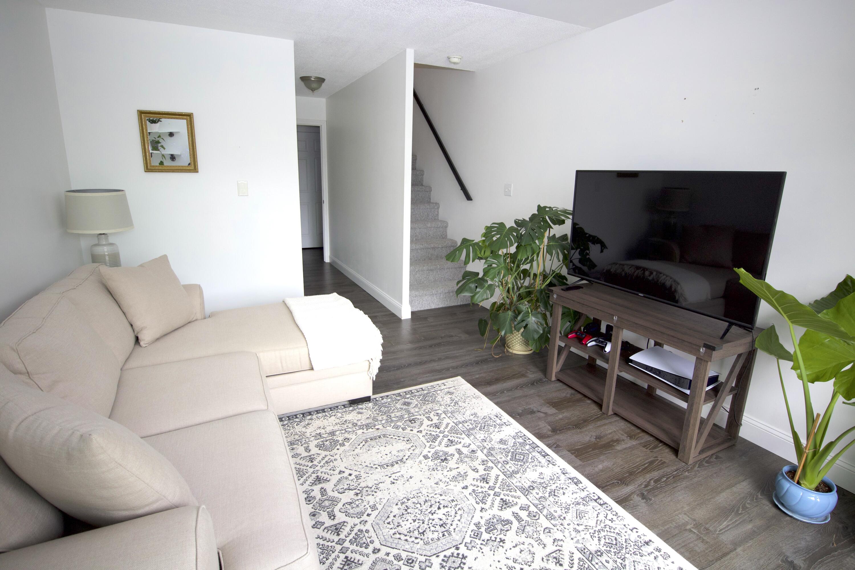 35 Mathews Avenue, 36