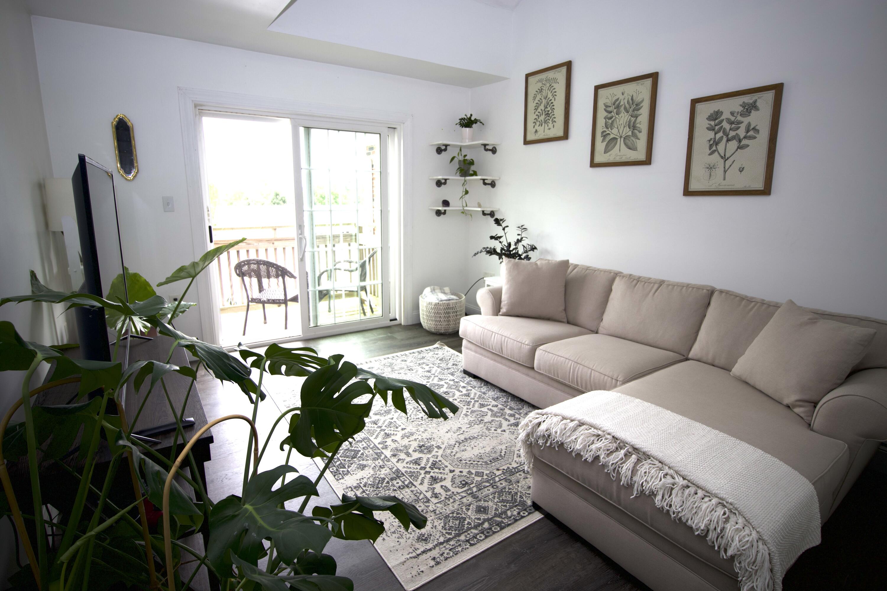 35 Mathews Avenue, 36