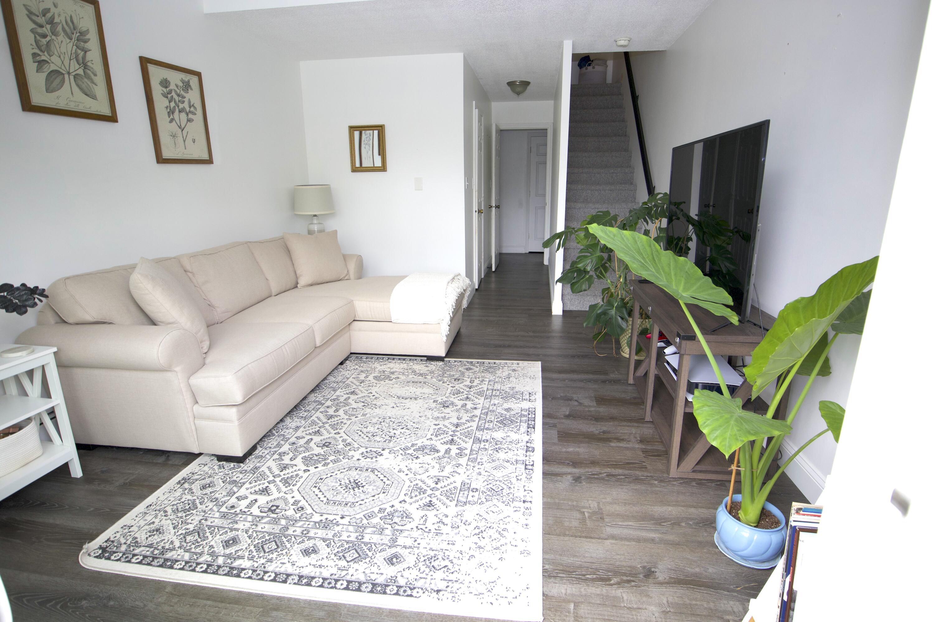 35 Mathews Avenue, 36