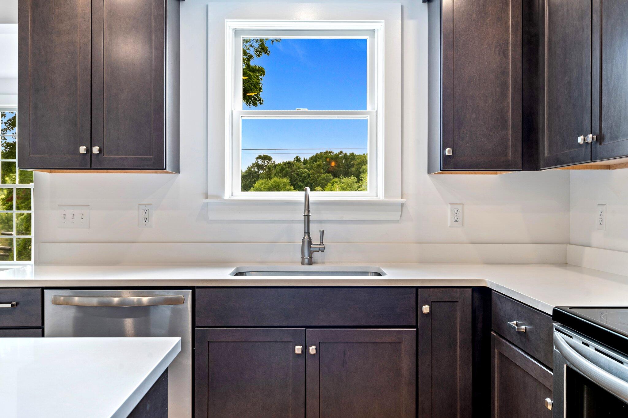 3 Cobbossee Avenue, 1