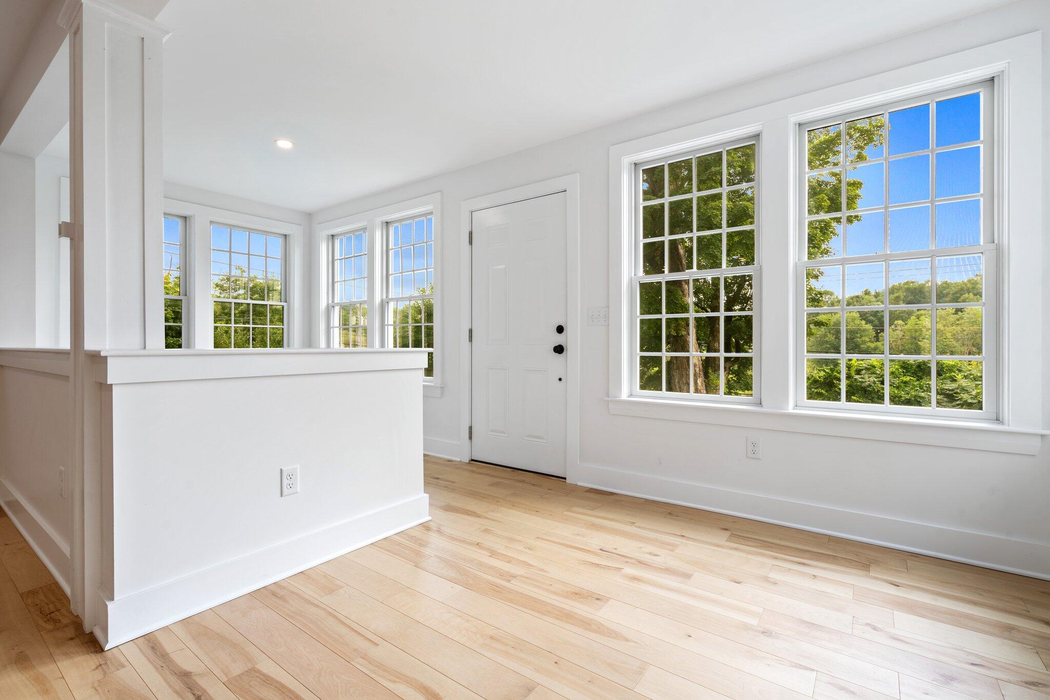 3 Cobbossee Avenue, 1