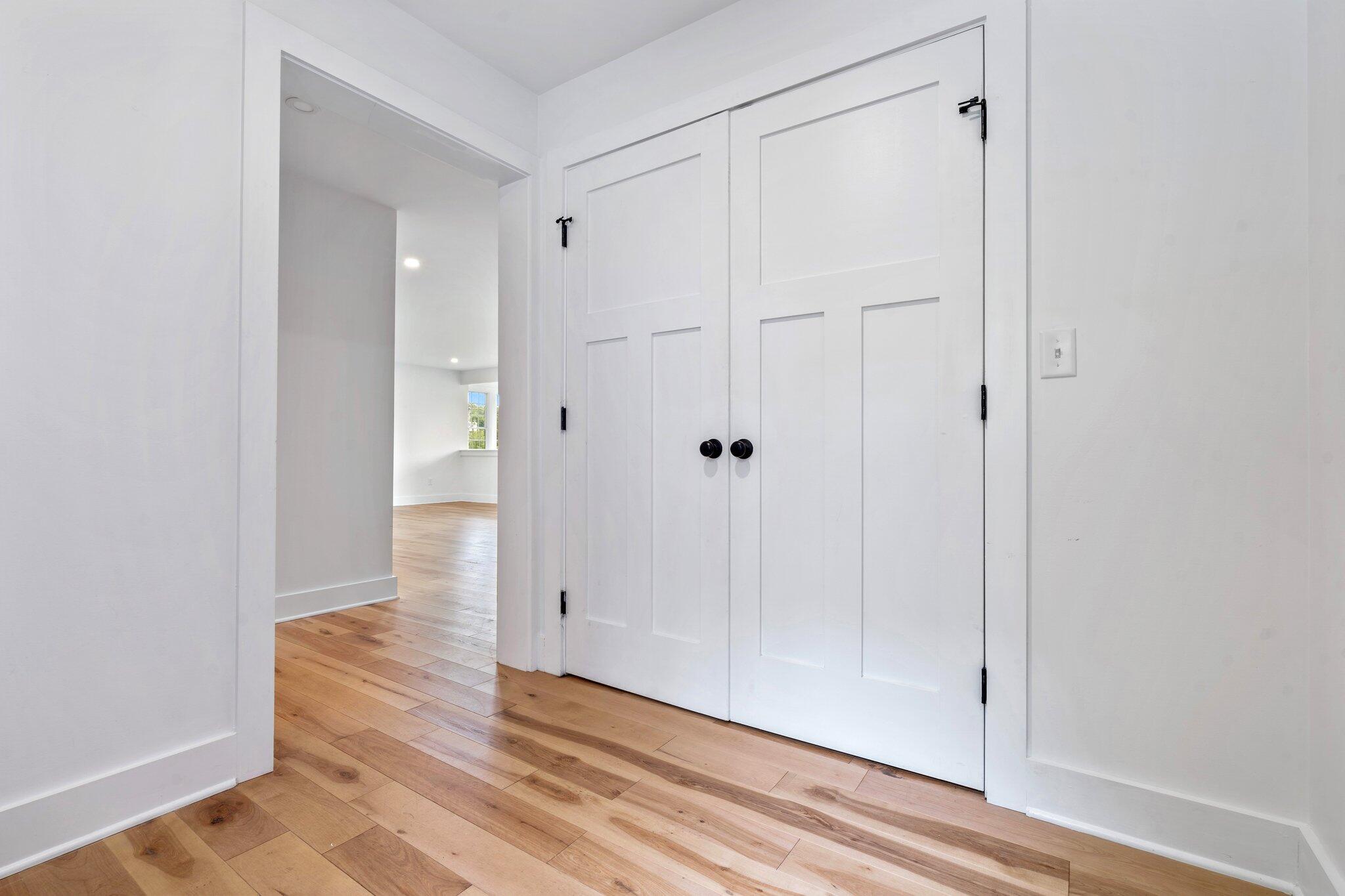 3 Cobbossee Avenue, 1