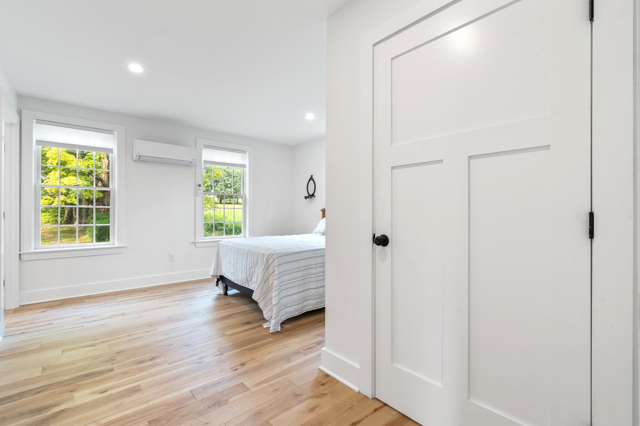 3 Cobbossee Avenue, 3