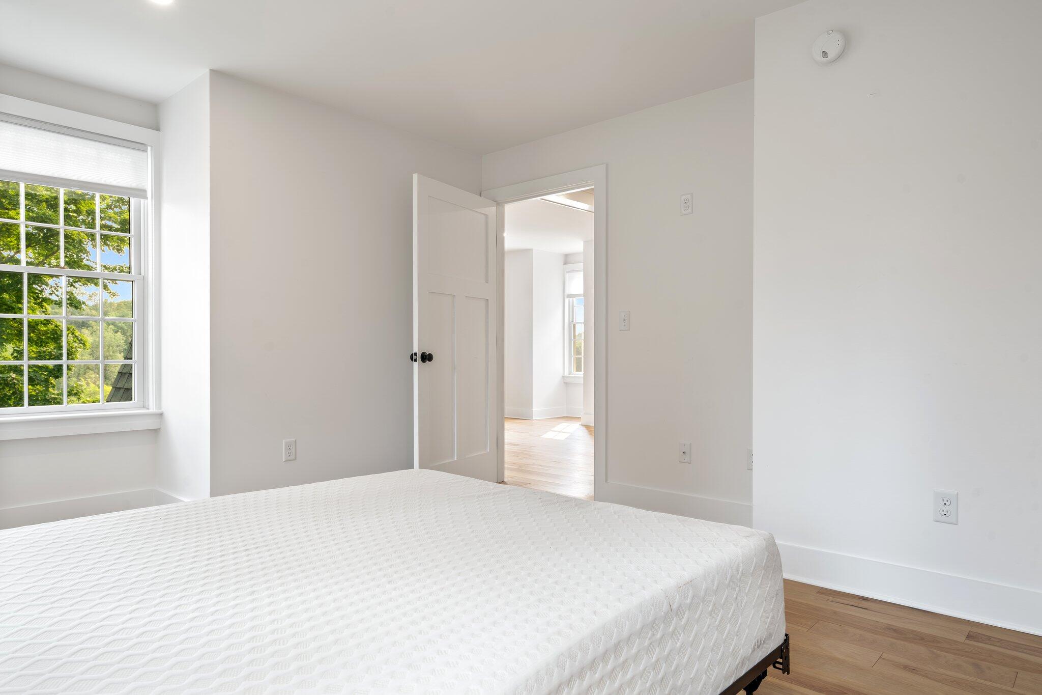 3 Cobbossee Avenue, 3