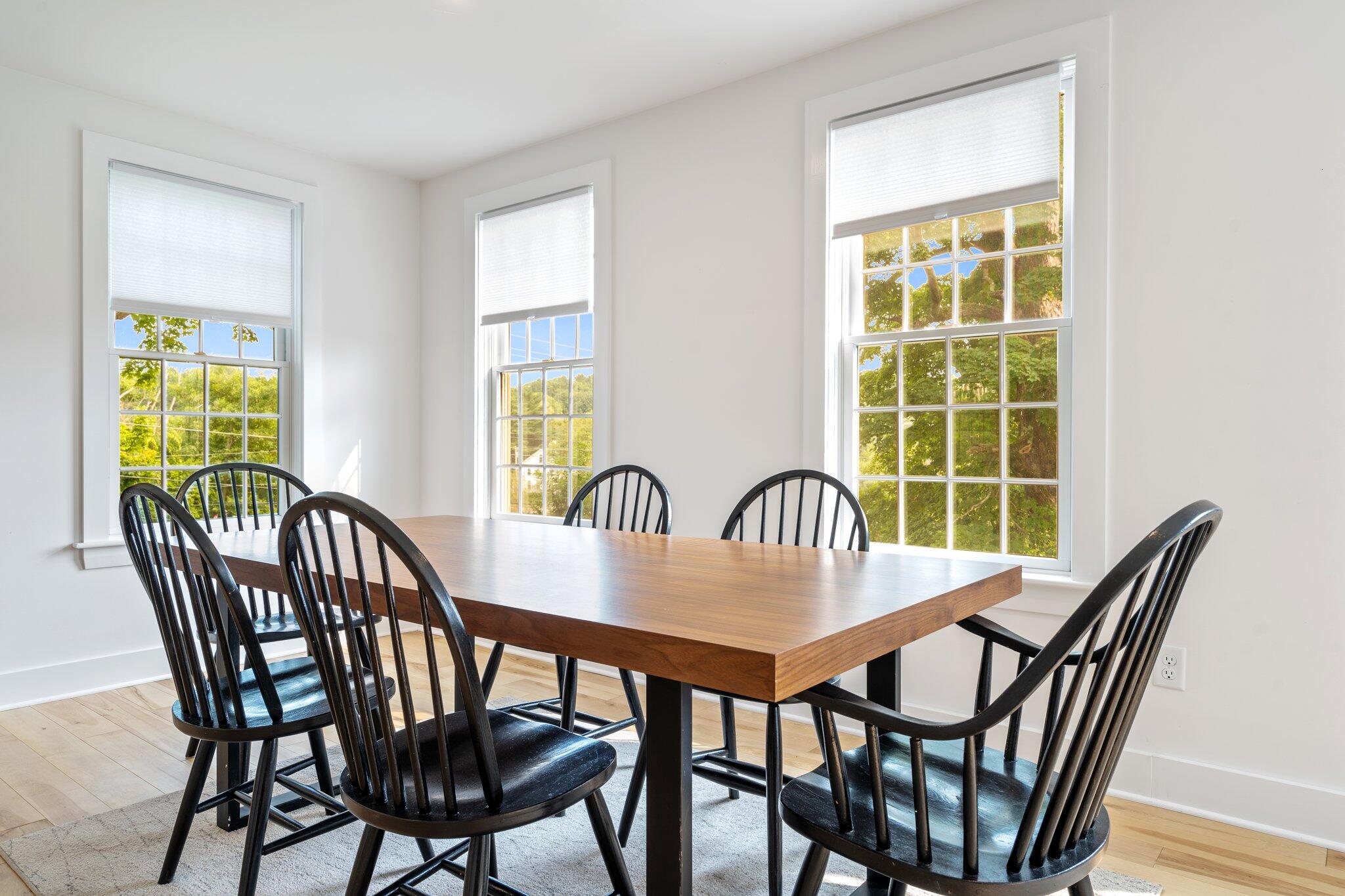3 Cobbossee Avenue, 3