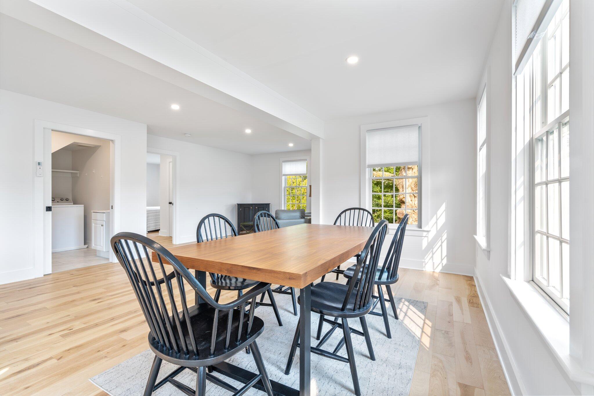 3 Cobbossee Avenue, 3