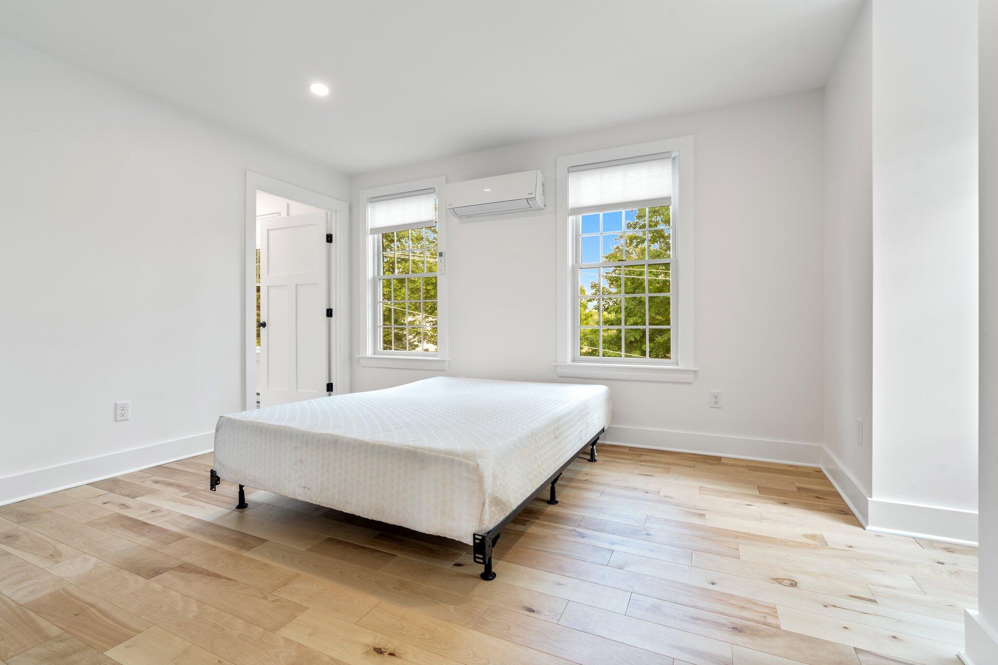 3 Cobbossee Avenue, 3