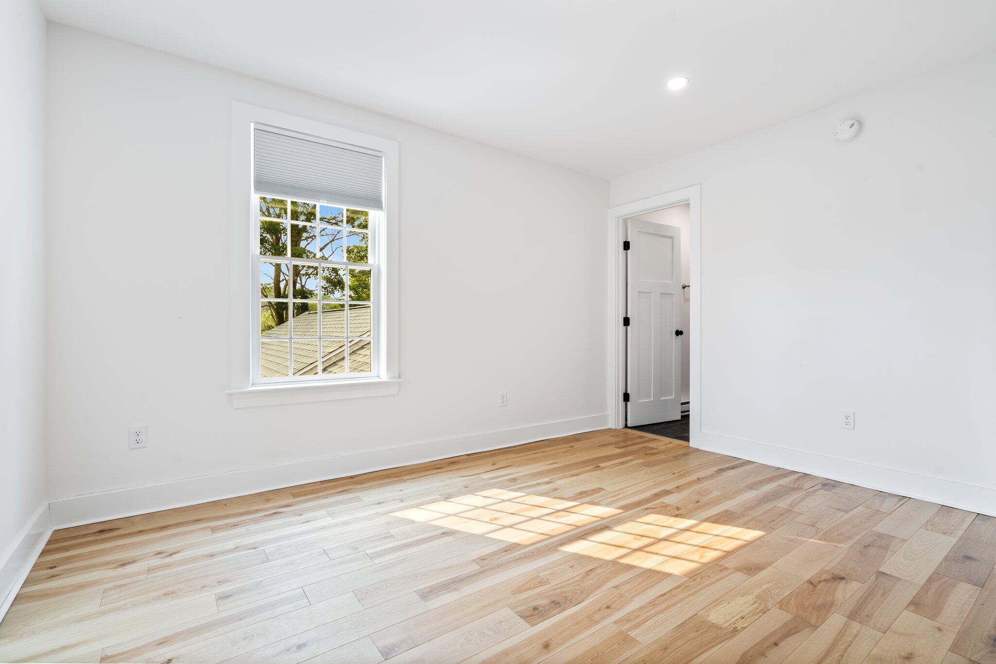 3 Cobbossee Avenue, 3