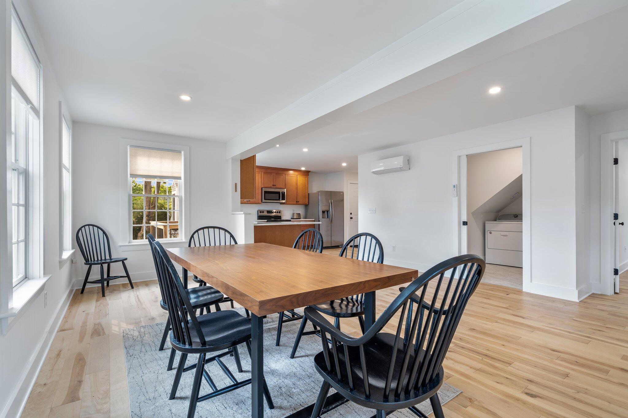 3 Cobbossee Avenue, 3