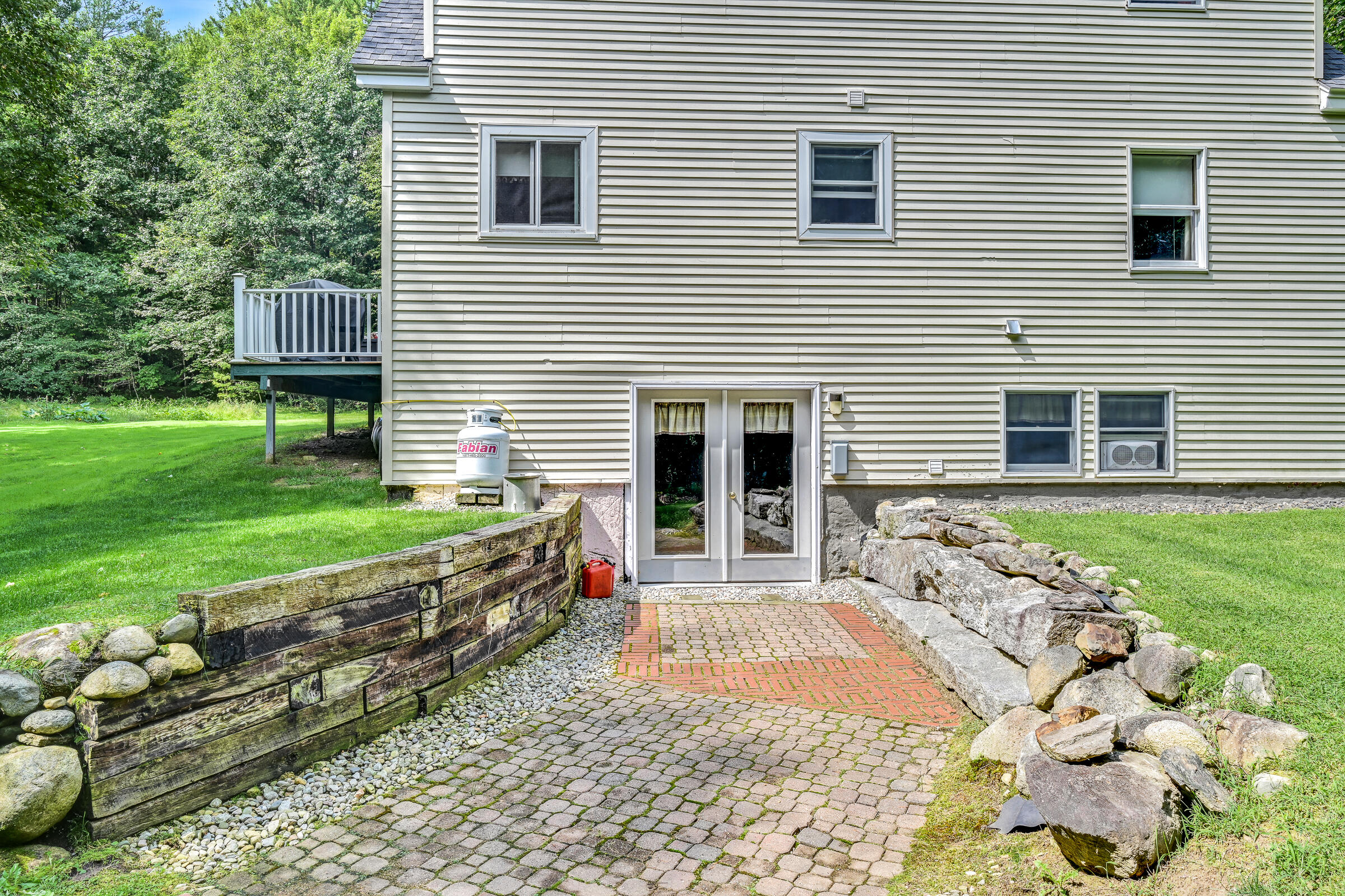 33 David Pond Road