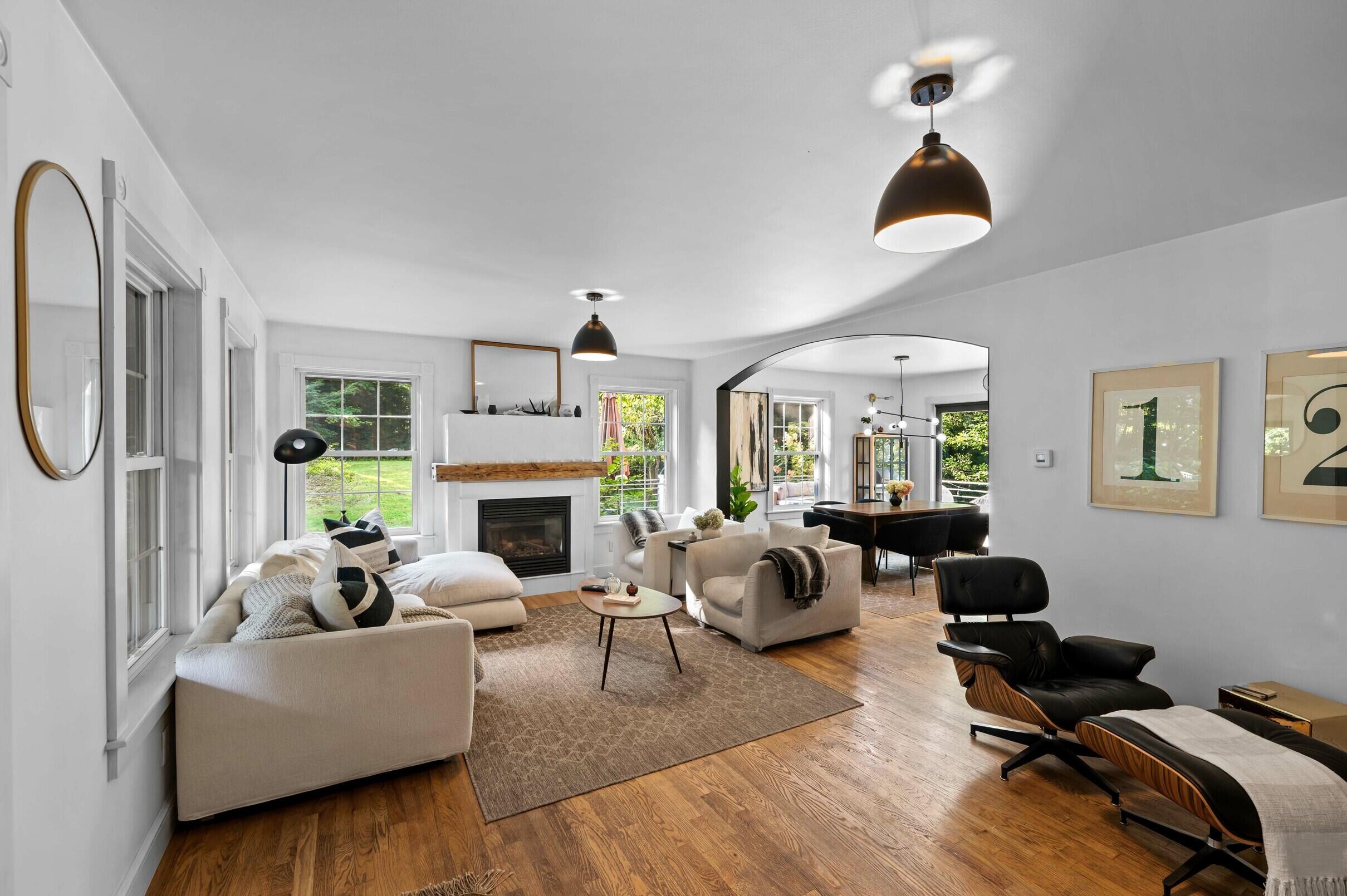 30 Elliot Lane