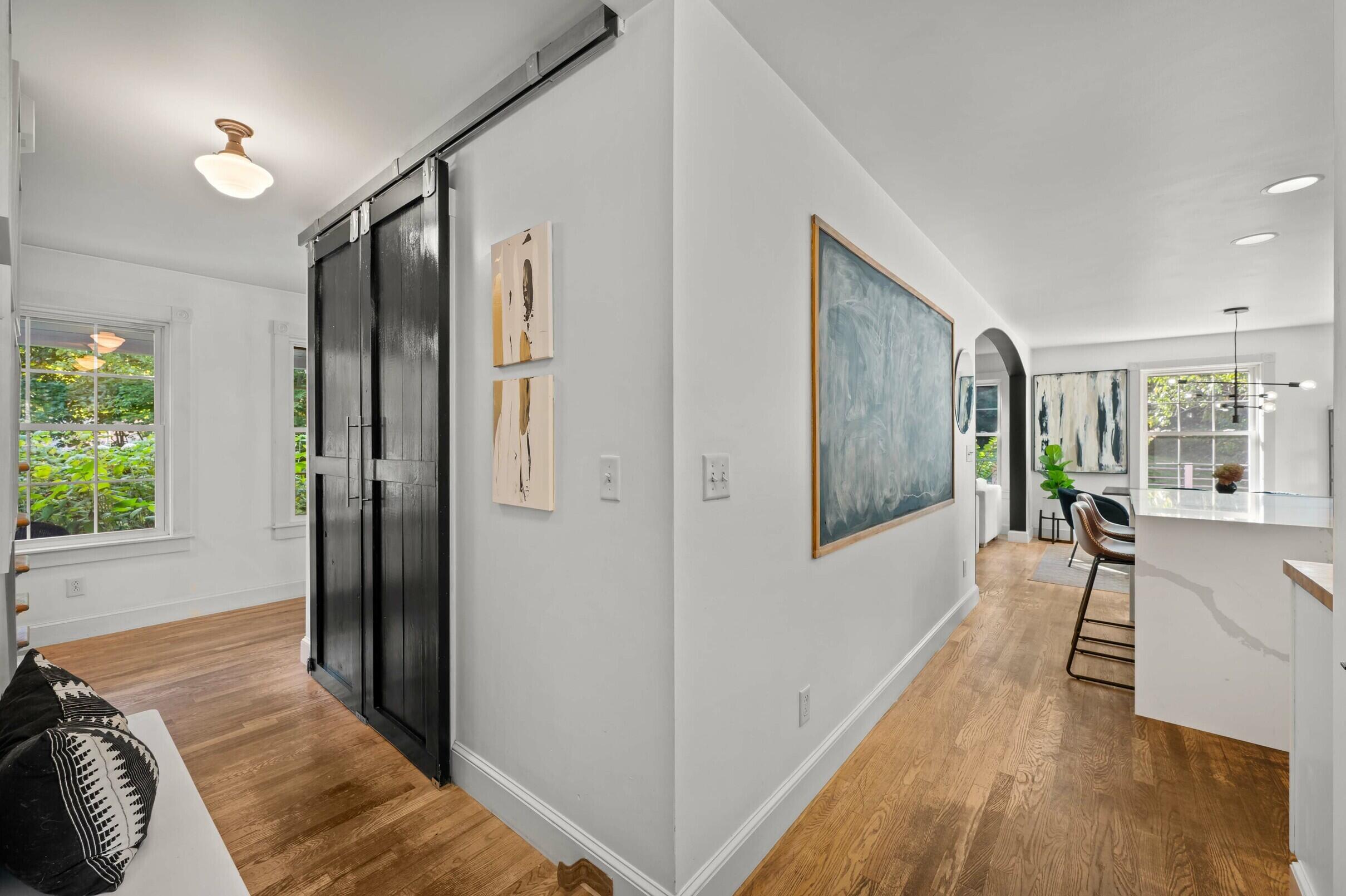 30 Elliot Lane