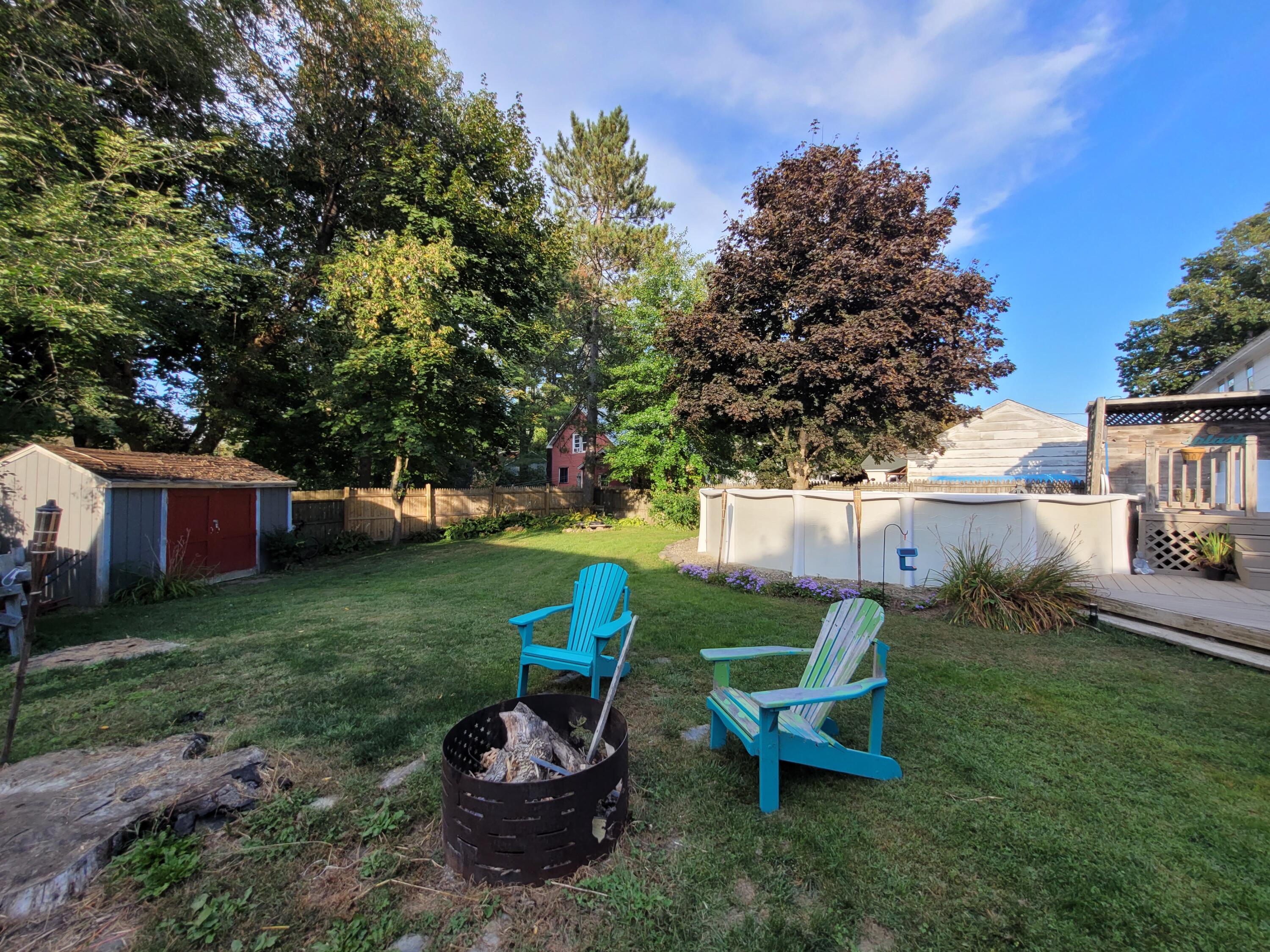 18 Woodman Avenue