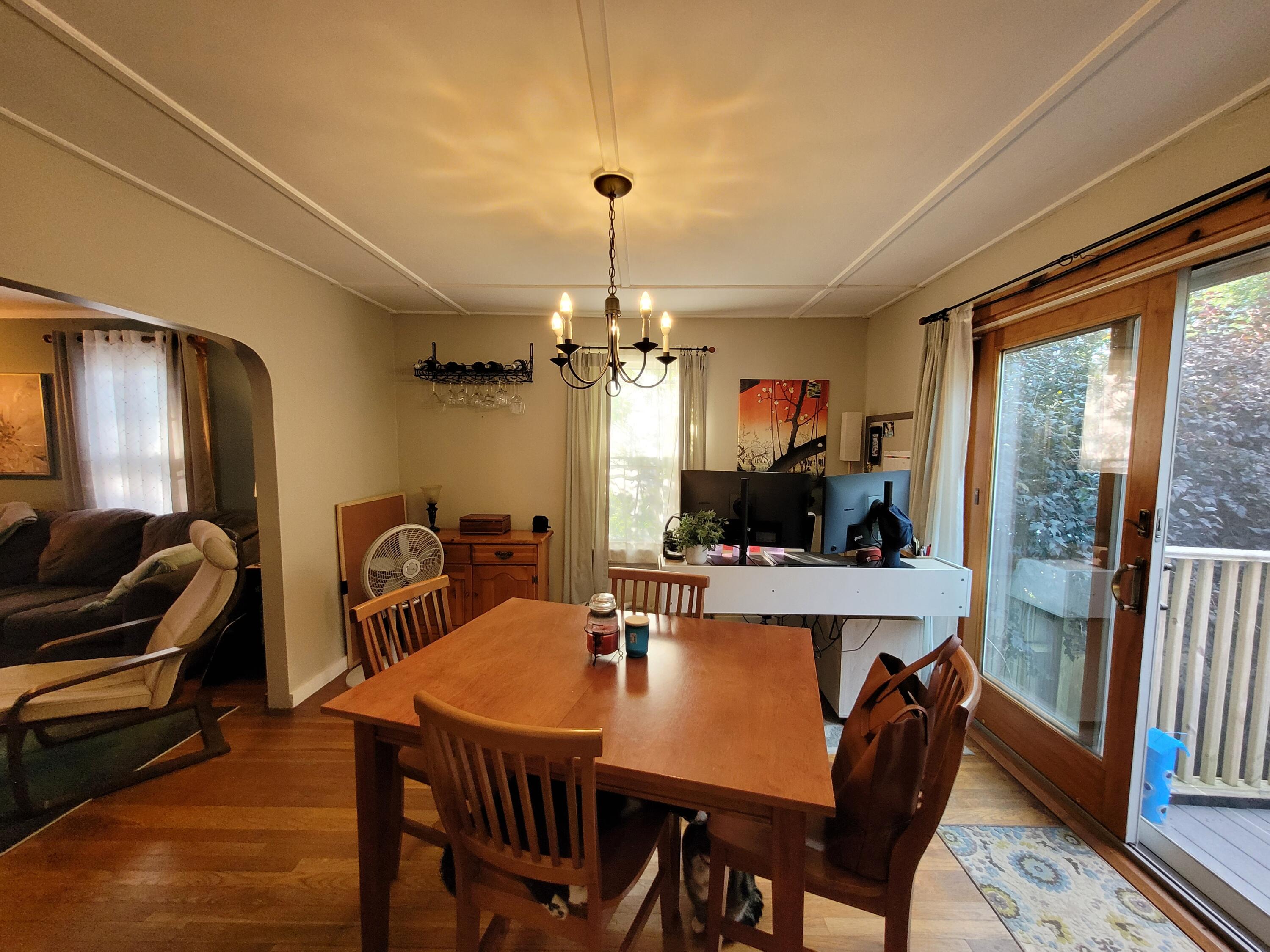 18 Woodman Avenue
