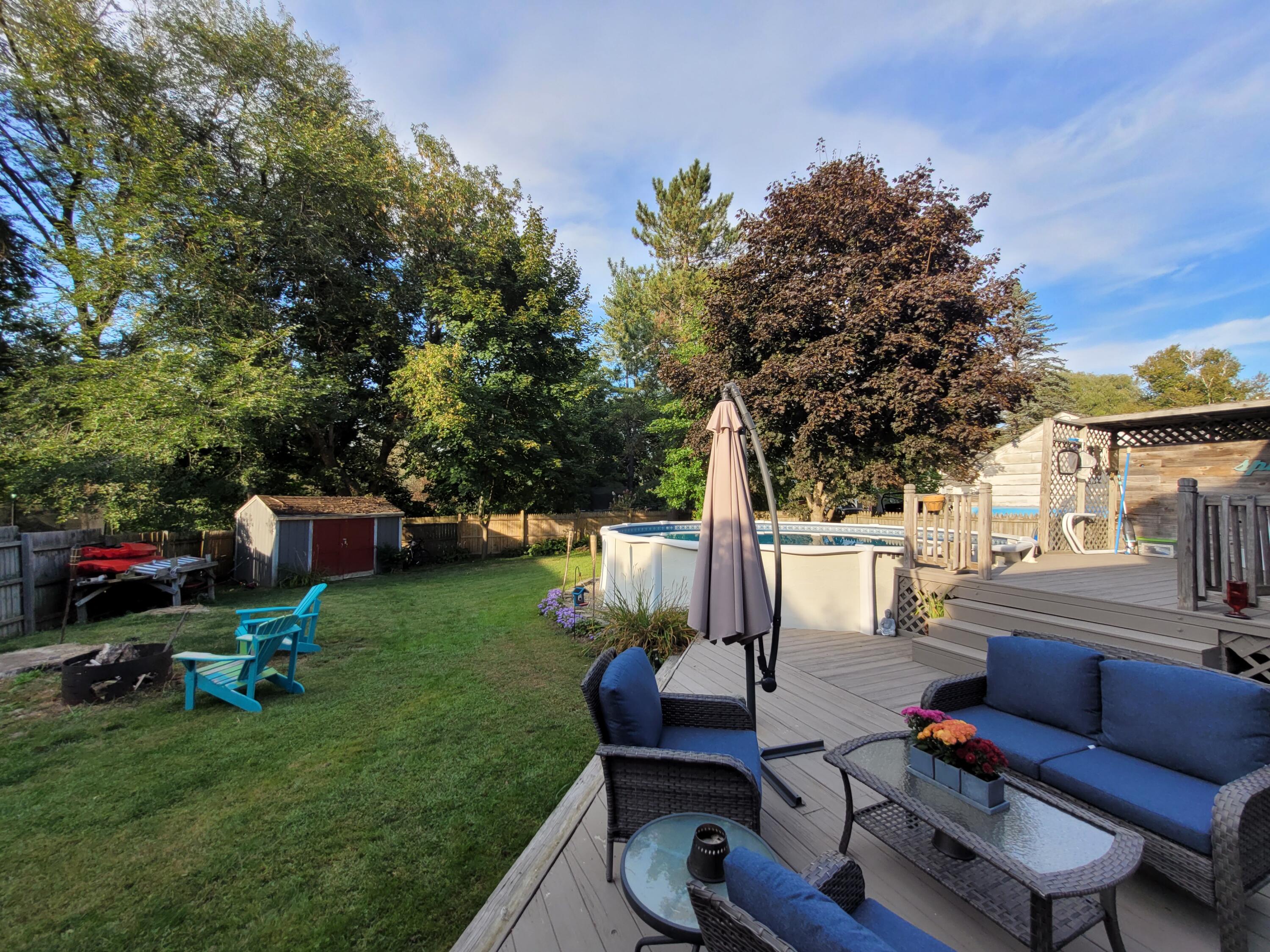 18 Woodman Avenue