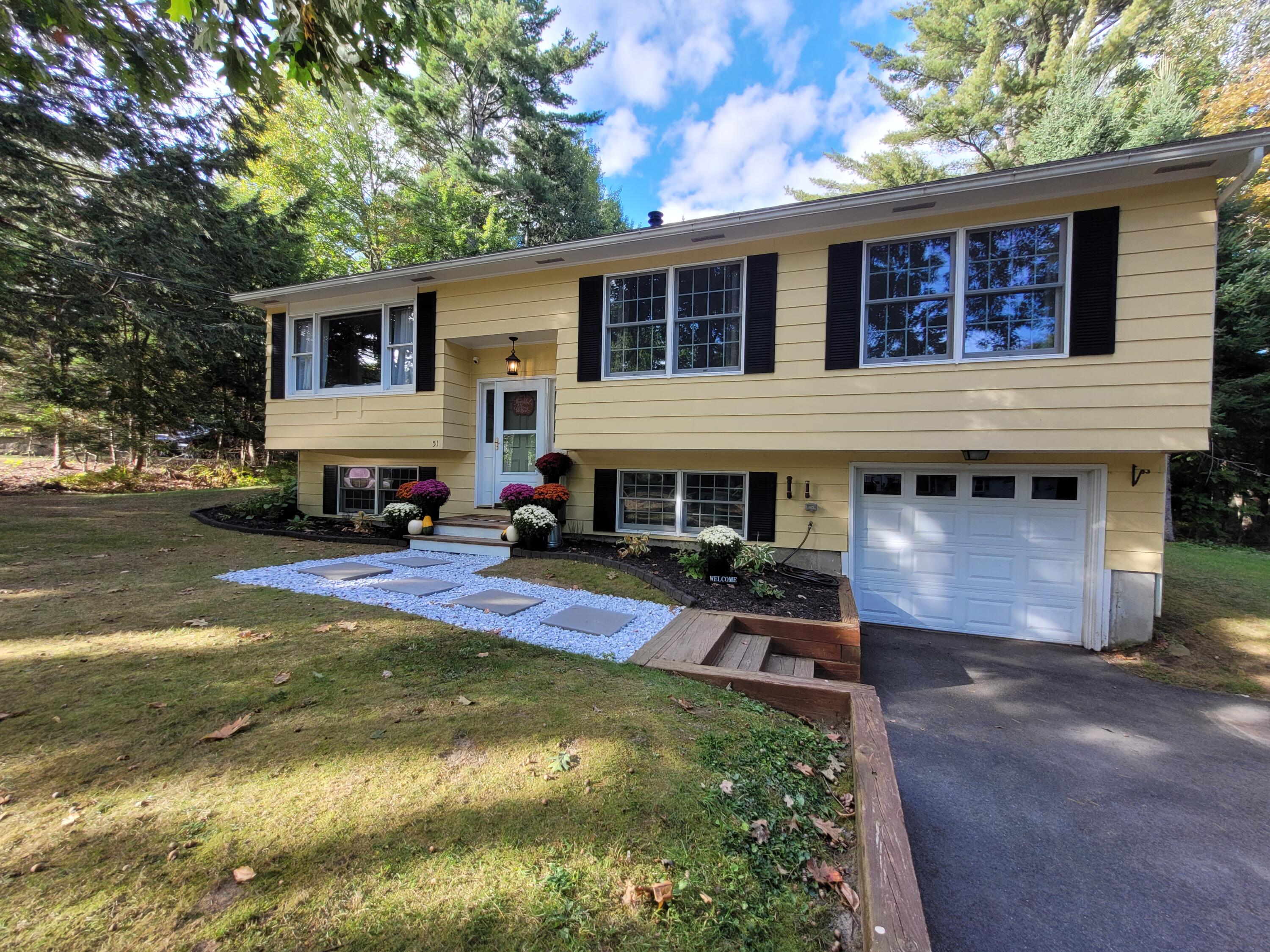 51 Oak Hill Drive