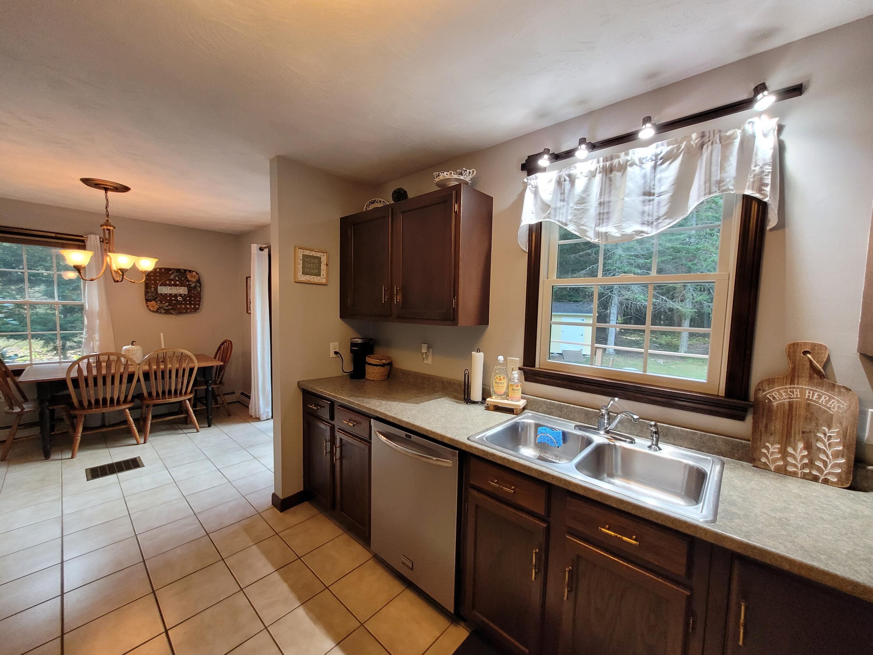 51 Oak Hill Drive